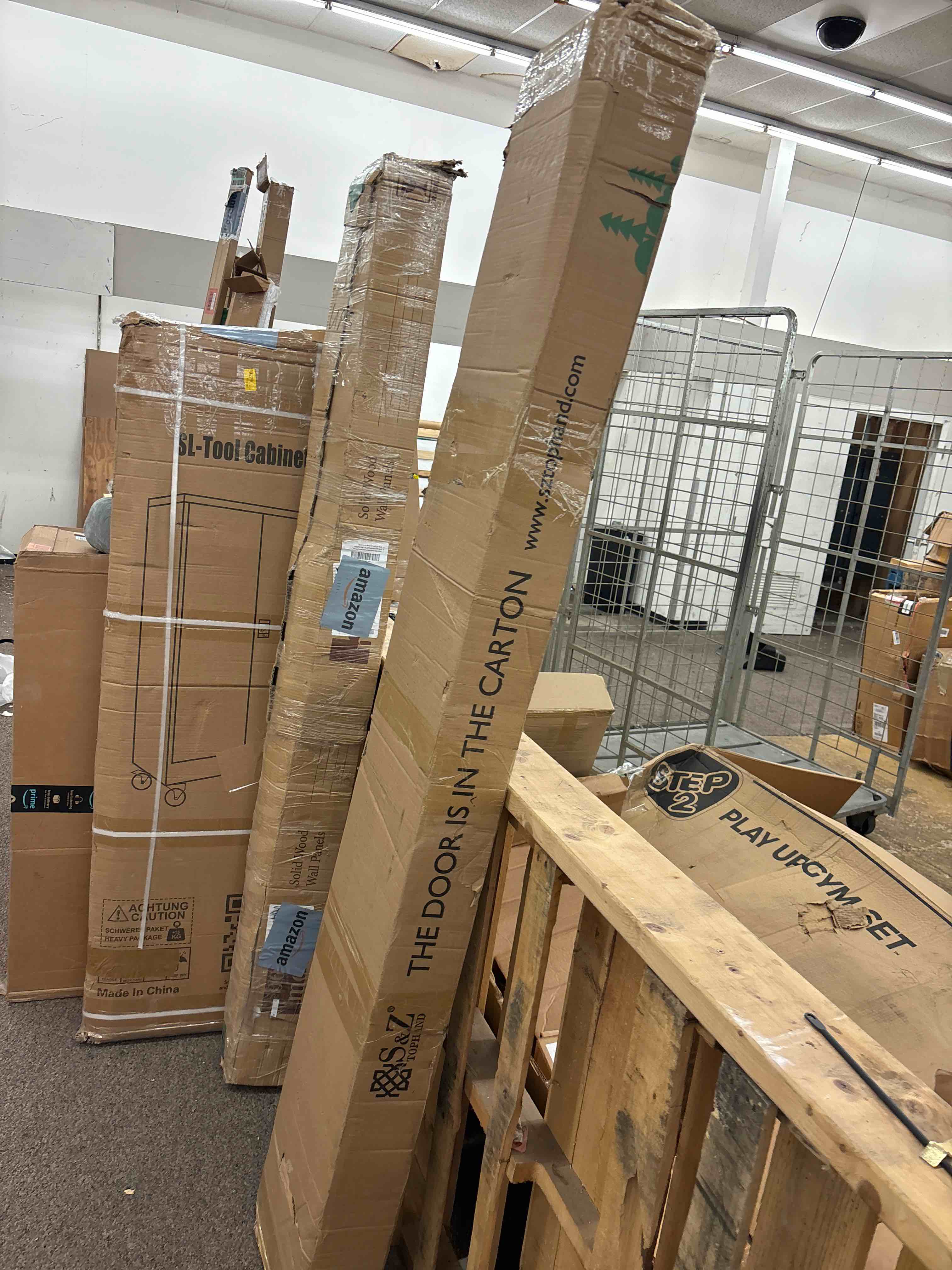 https://s3.amazonaws.com/lotting-images-prod/phillipi/RED5827492_1718636038130.jpeg