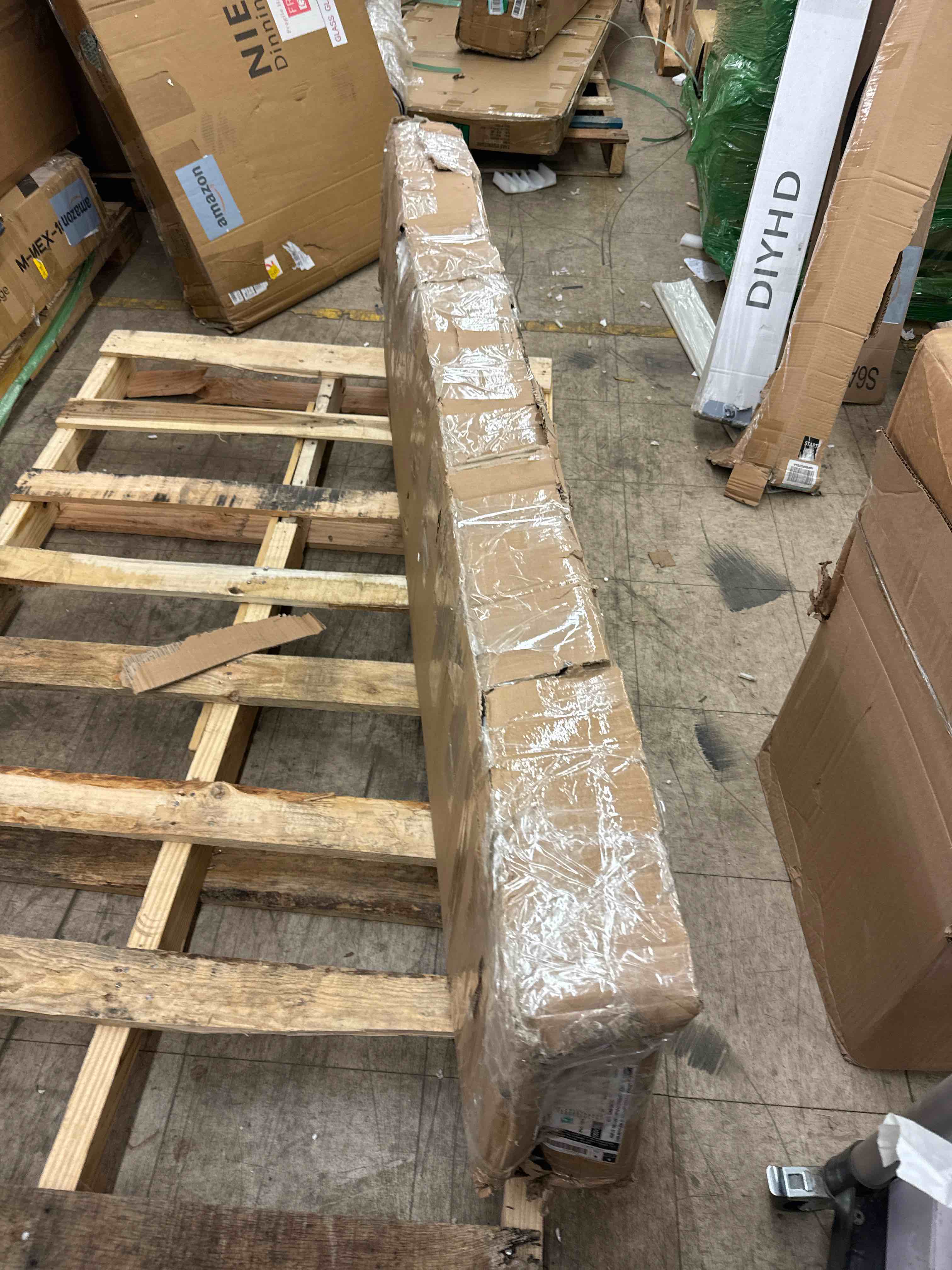 https://s3.amazonaws.com/lotting-images-prod/phillipi/RED6140086_1710787333687.jpeg