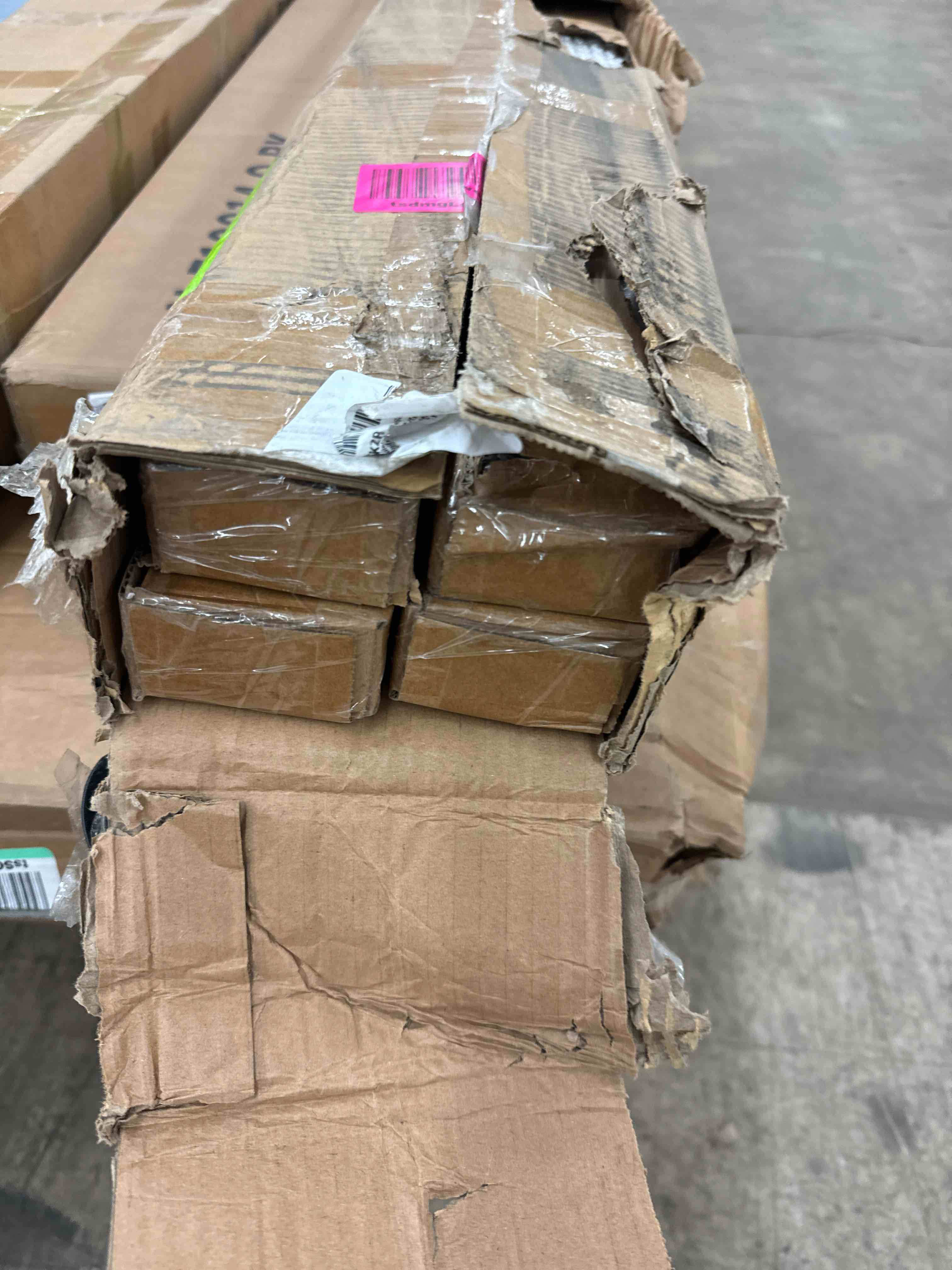 https://s3.amazonaws.com/lotting-images-prod/phillipi/RED6140114_1710864839881.jpeg