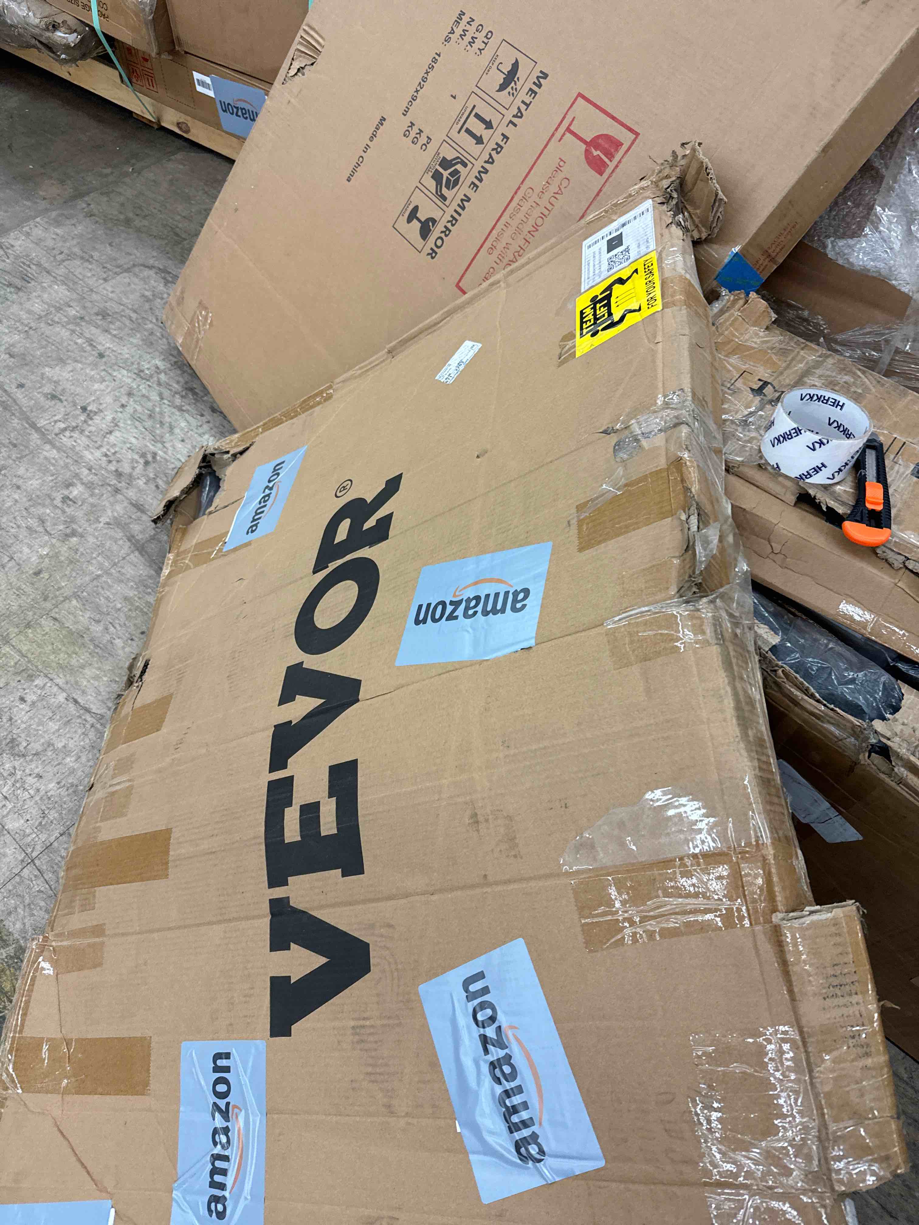 https://s3.amazonaws.com/lotting-images-prod/phillipi/RED6140122_1710868342553.jpeg