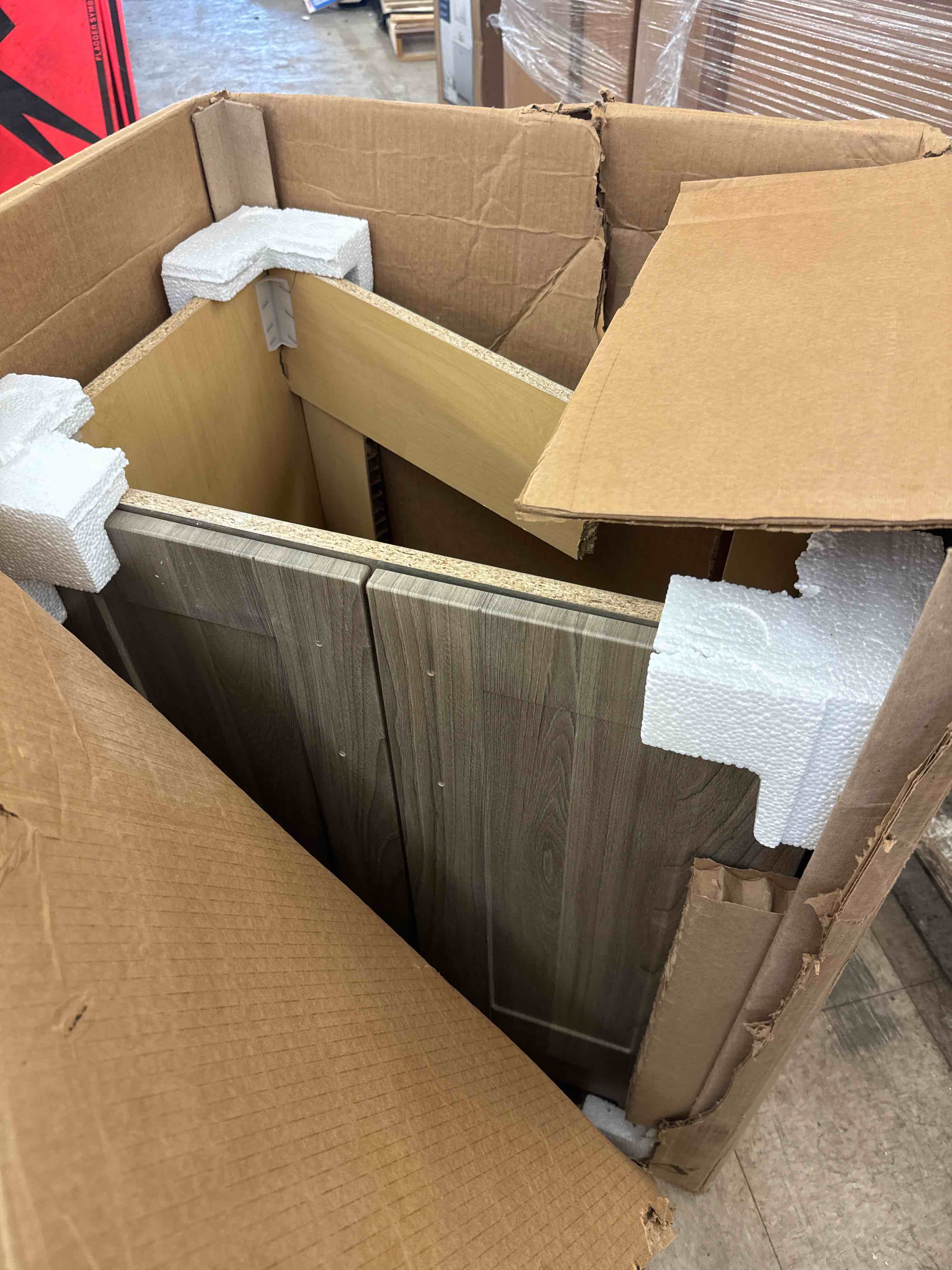 https://s3.amazonaws.com/lotting-images-prod/phillipi/RED6140846_1714659561171.jpeg