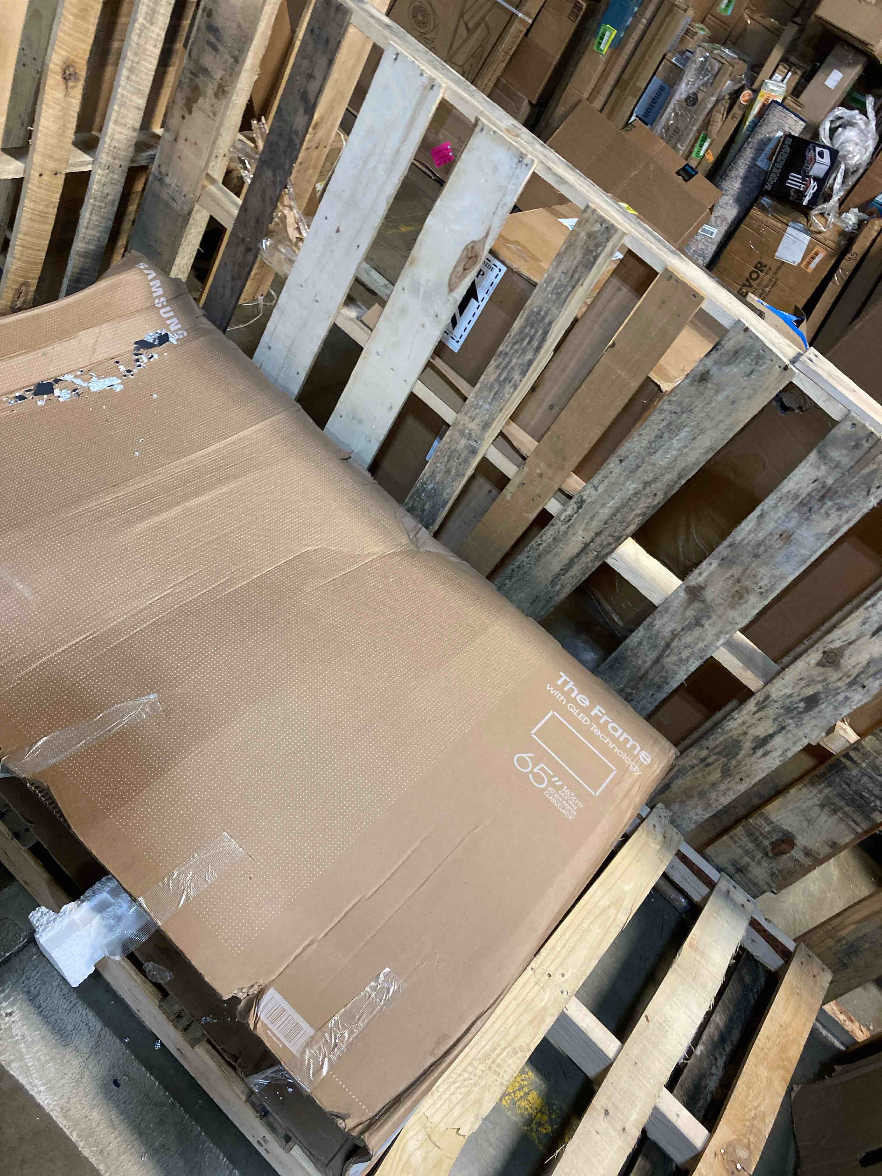 https://s3.amazonaws.com/lotting-images-prod/phillipi/RED6141609_1732227835184.jpeg