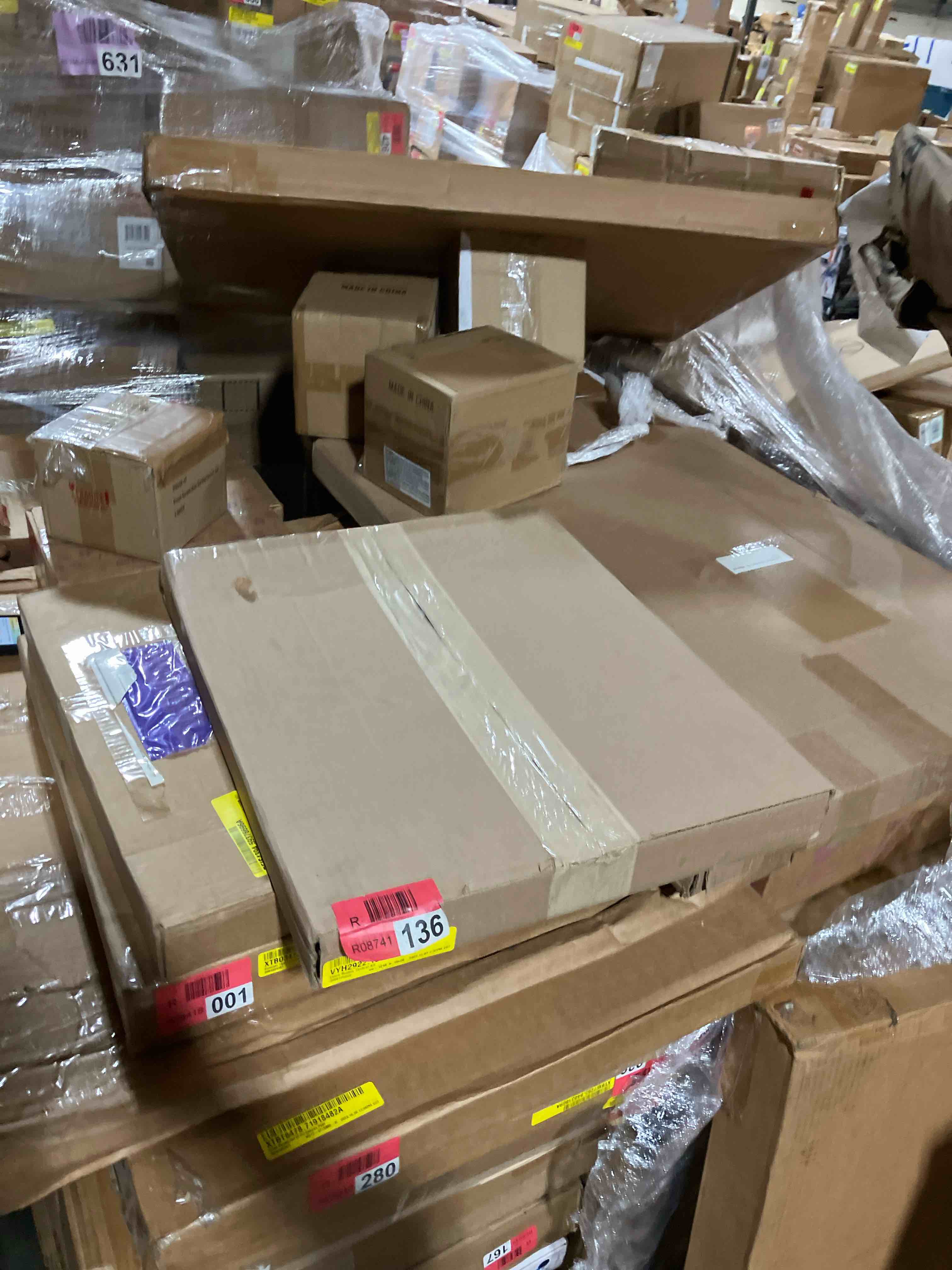 https://s3.amazonaws.com/lotting-images-prod/phillipi/RED614262_1734393745467.jpeg