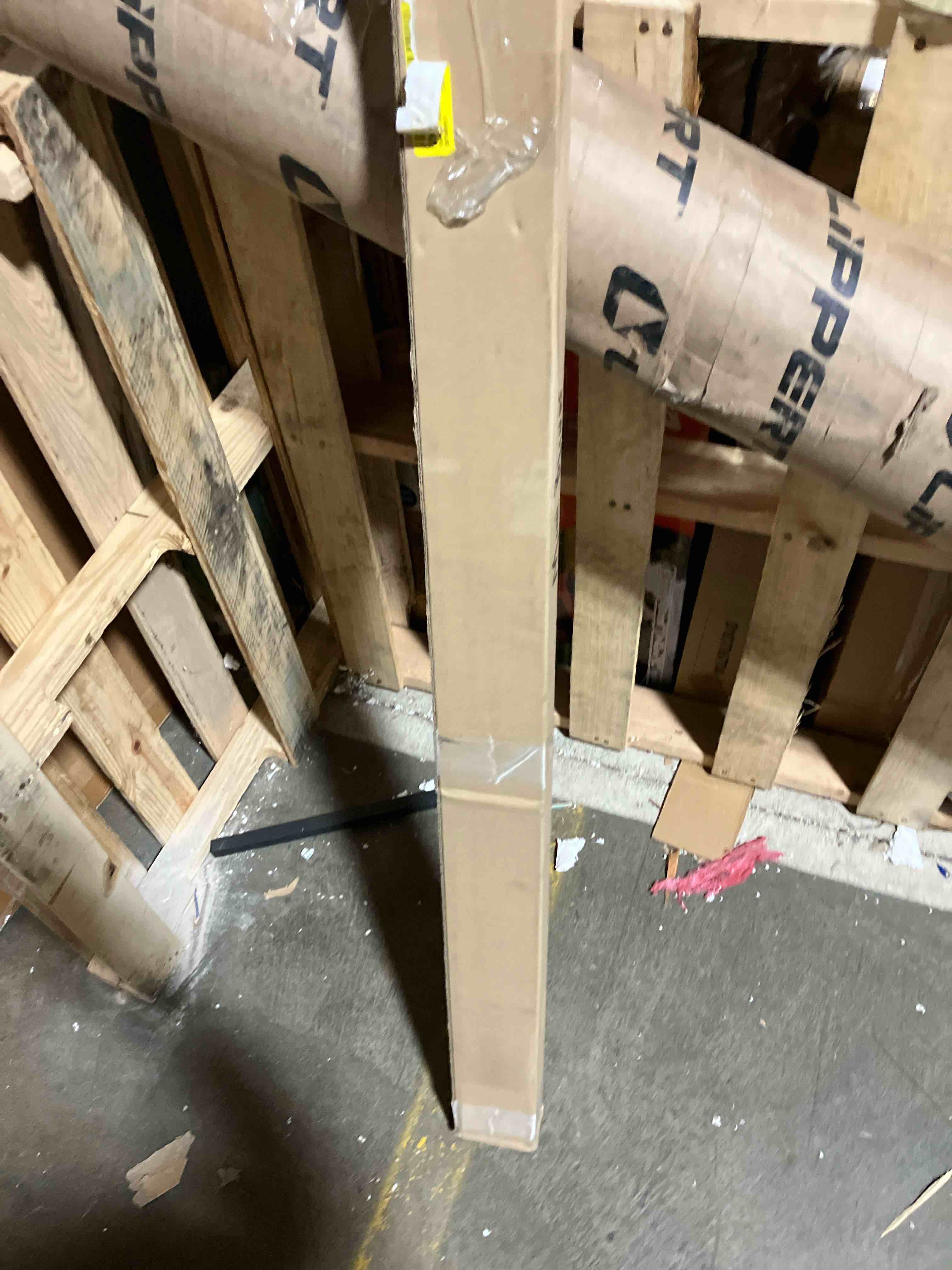 https://s3.amazonaws.com/lotting-images-prod/phillipi/RED6142658_1734393650421.jpeg
