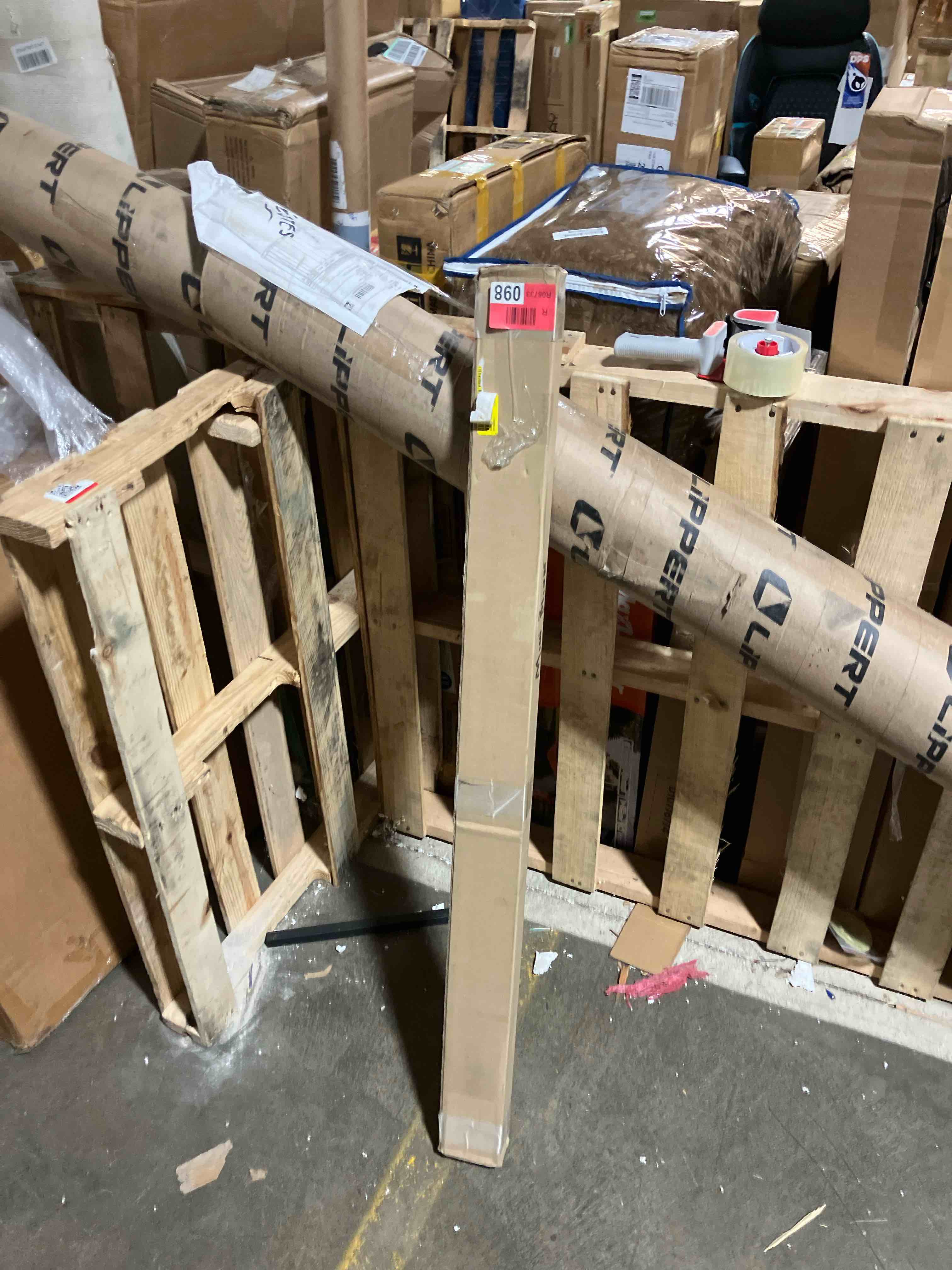 https://s3.amazonaws.com/lotting-images-prod/phillipi/RED6142658_1734393651926.jpeg