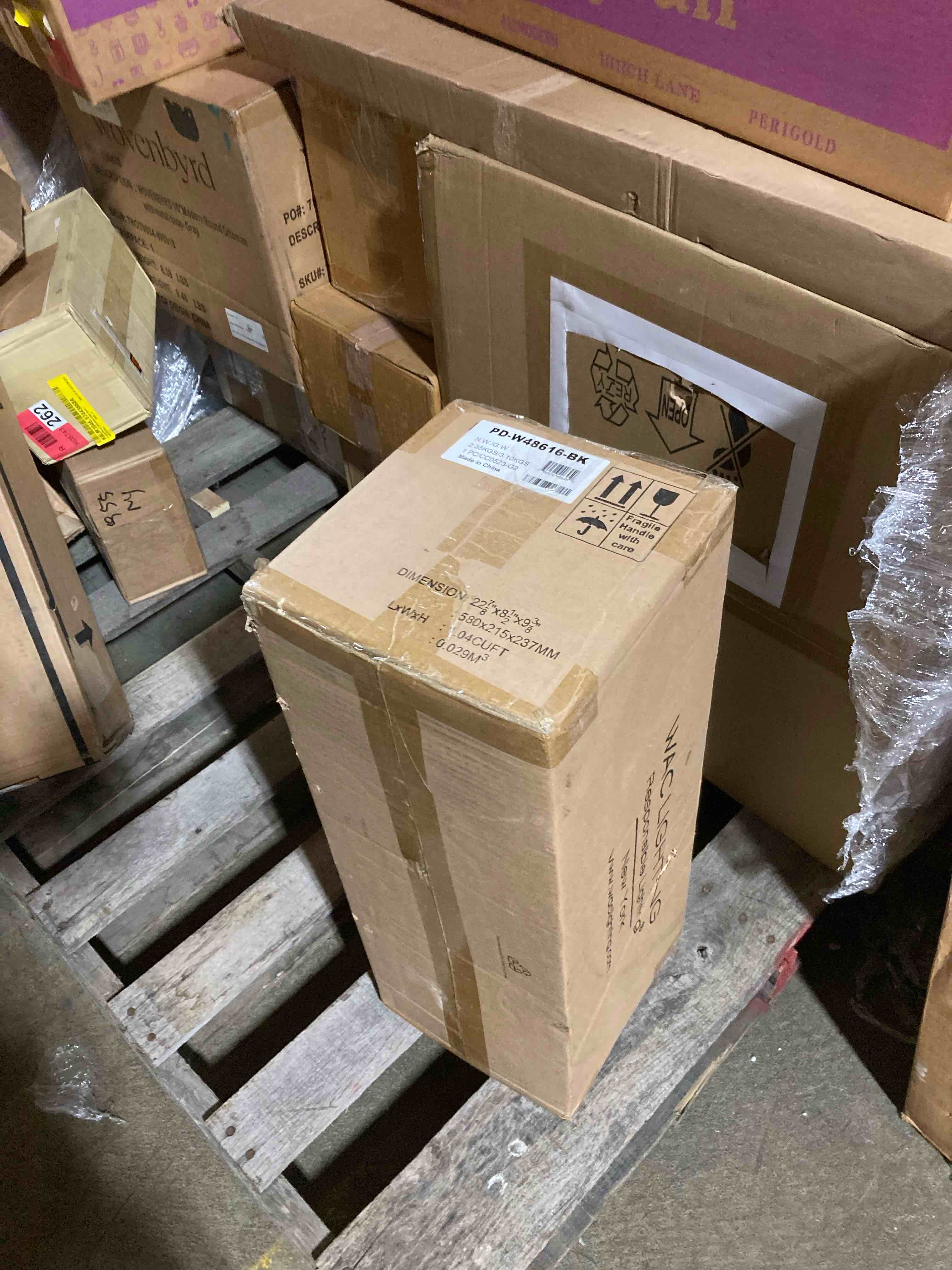 https://s3.amazonaws.com/lotting-images-prod/phillipi/RED6142686_1734395920593.jpeg