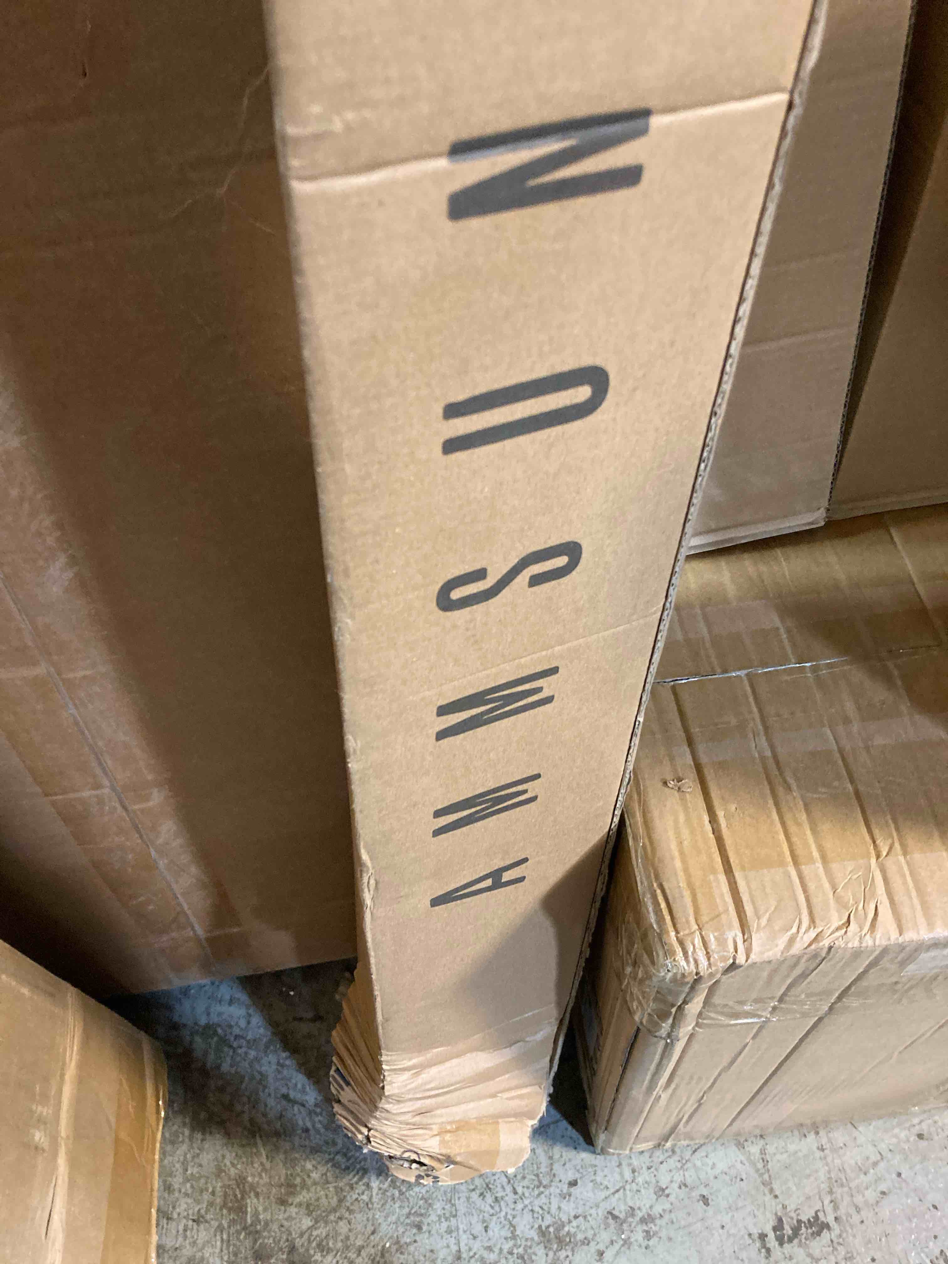 https://s3.amazonaws.com/lotting-images-prod/phillipi/RED6143020_1719945689263.jpeg
