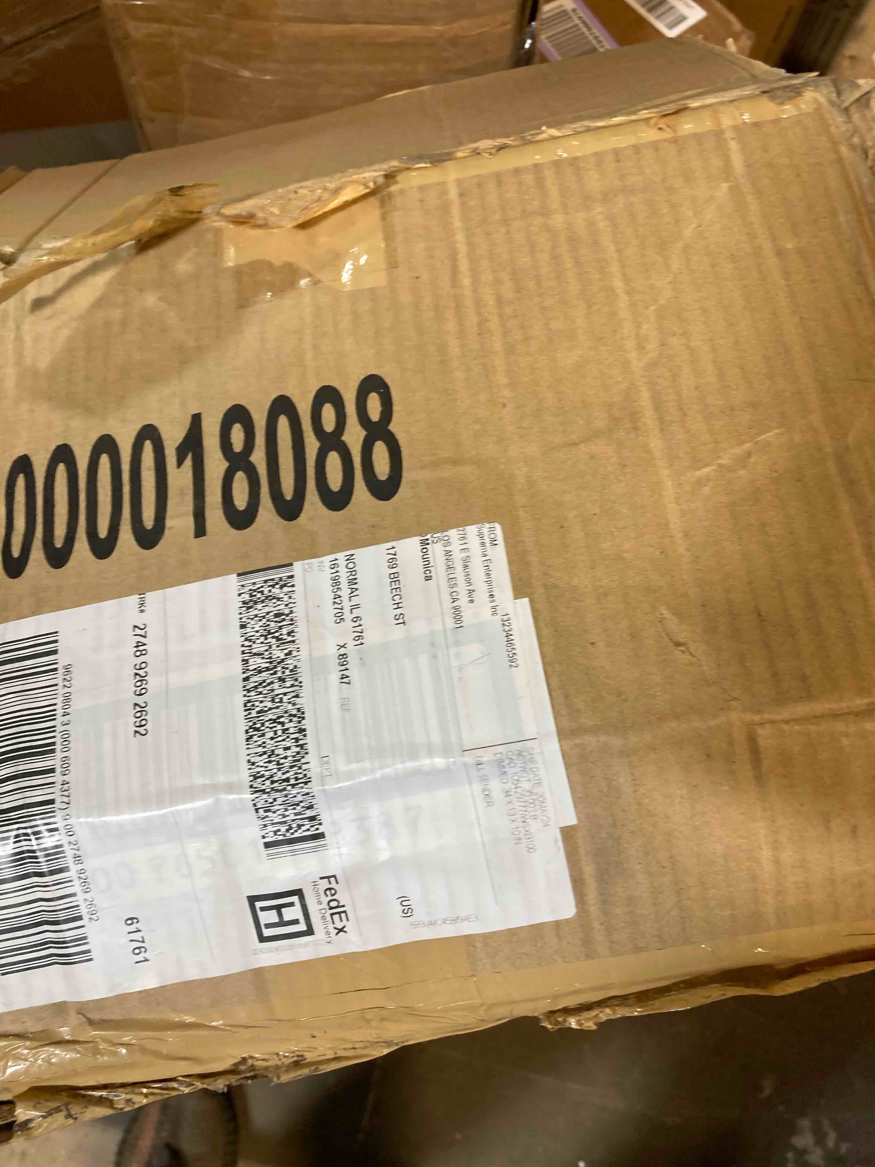 https://s3.amazonaws.com/lotting-images-prod/phillipi/RED6143037_1719947346507.jpeg