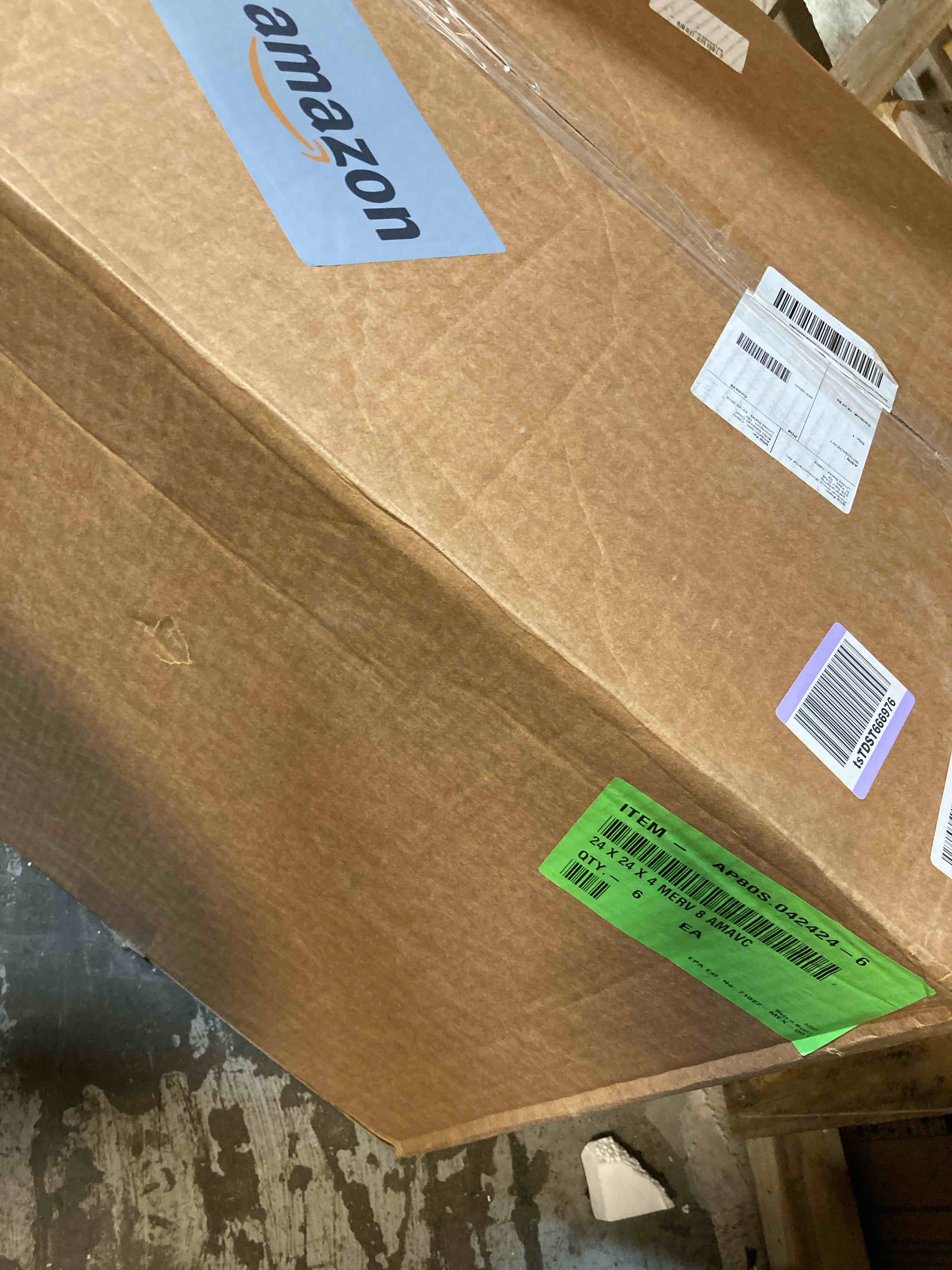 https://s3.amazonaws.com/lotting-images-prod/phillipi/RED6143041_1719948141860.jpeg
