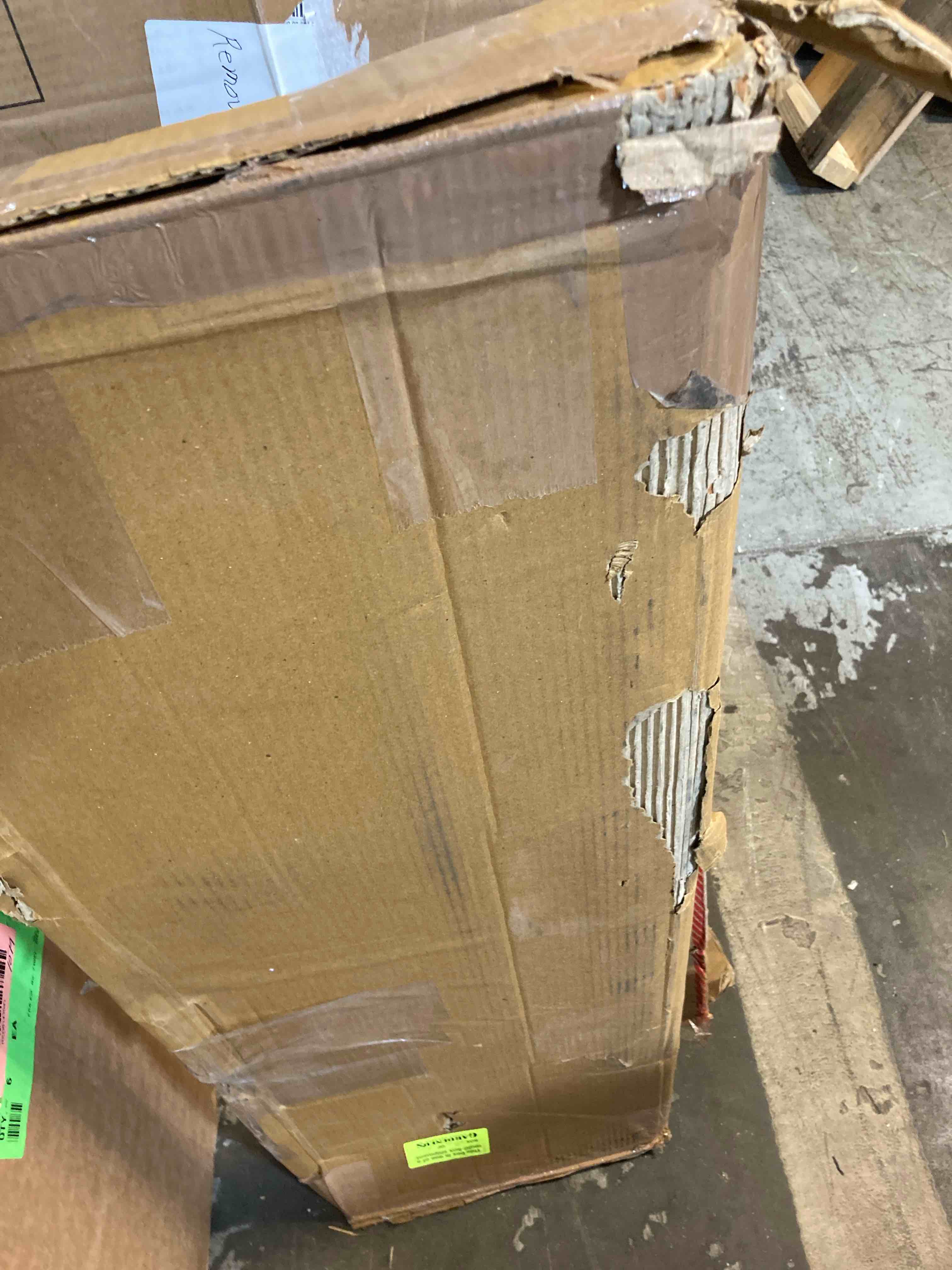 https://s3.amazonaws.com/lotting-images-prod/phillipi/RED6143043_1719948317404.jpeg