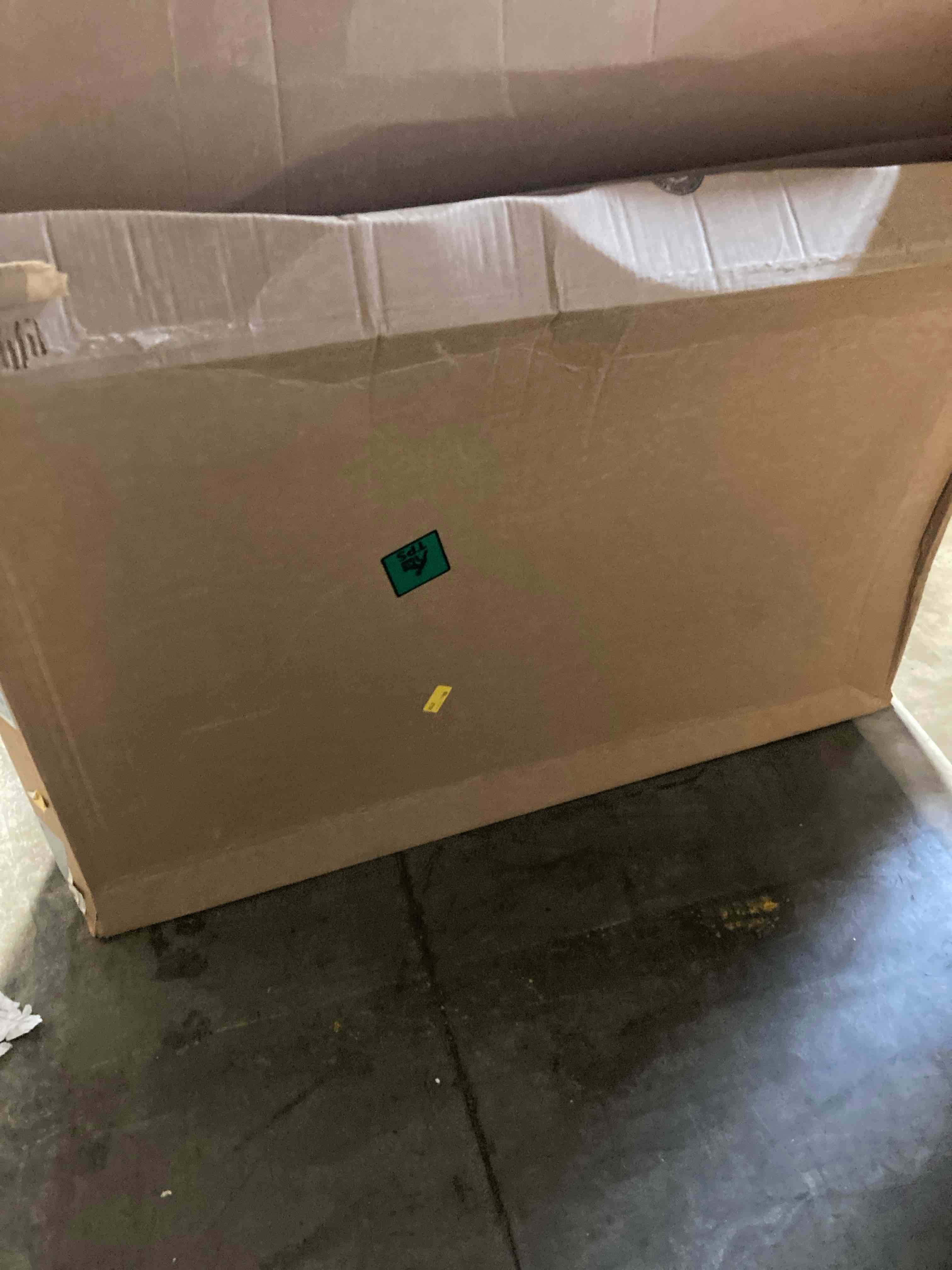 https://s3.amazonaws.com/lotting-images-prod/phillipi/RED6143184_1720623756975.jpeg