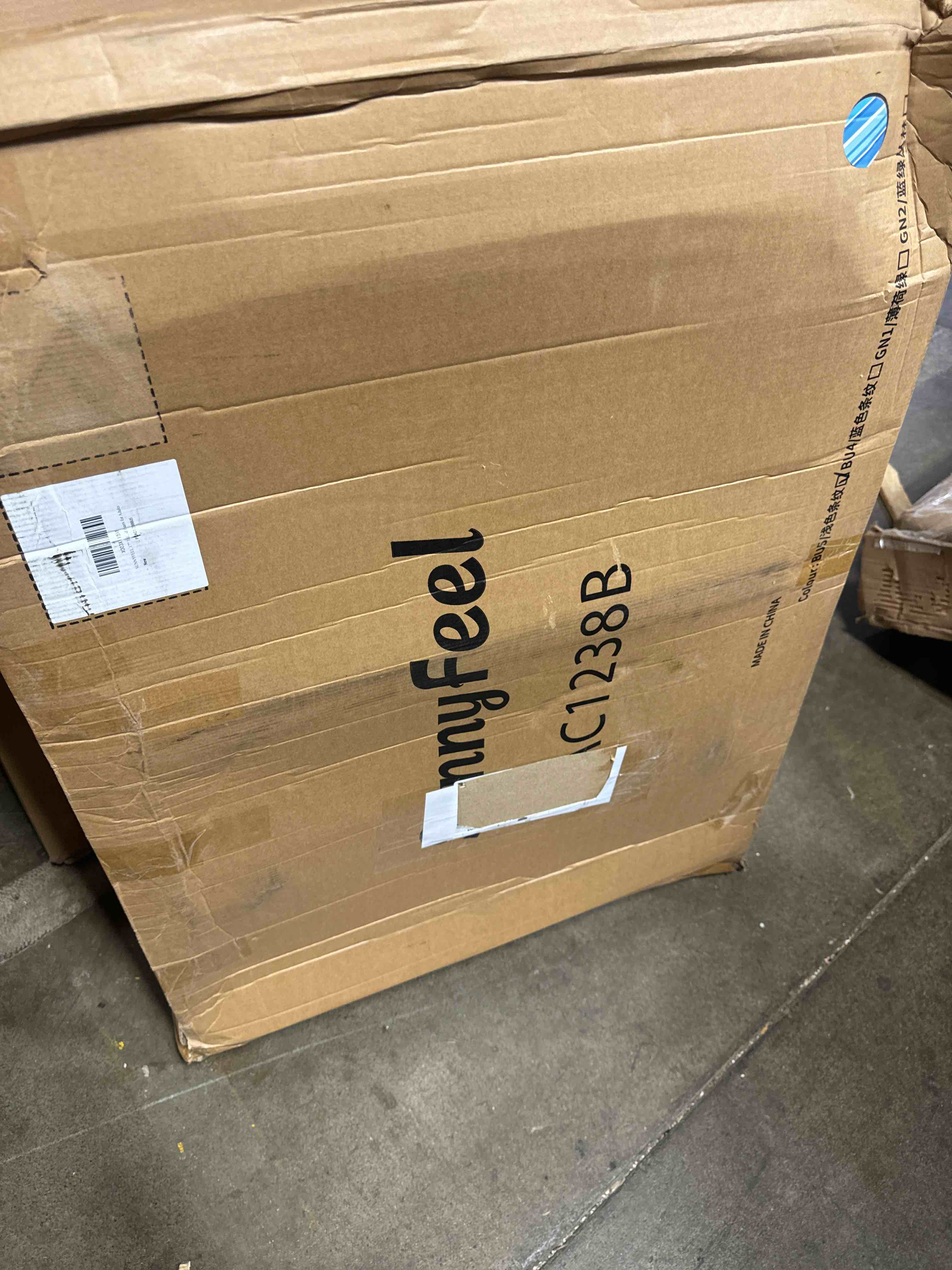 https://s3.amazonaws.com/lotting-images-prod/phillipi/RED6143393_1721054973450.jpeg
