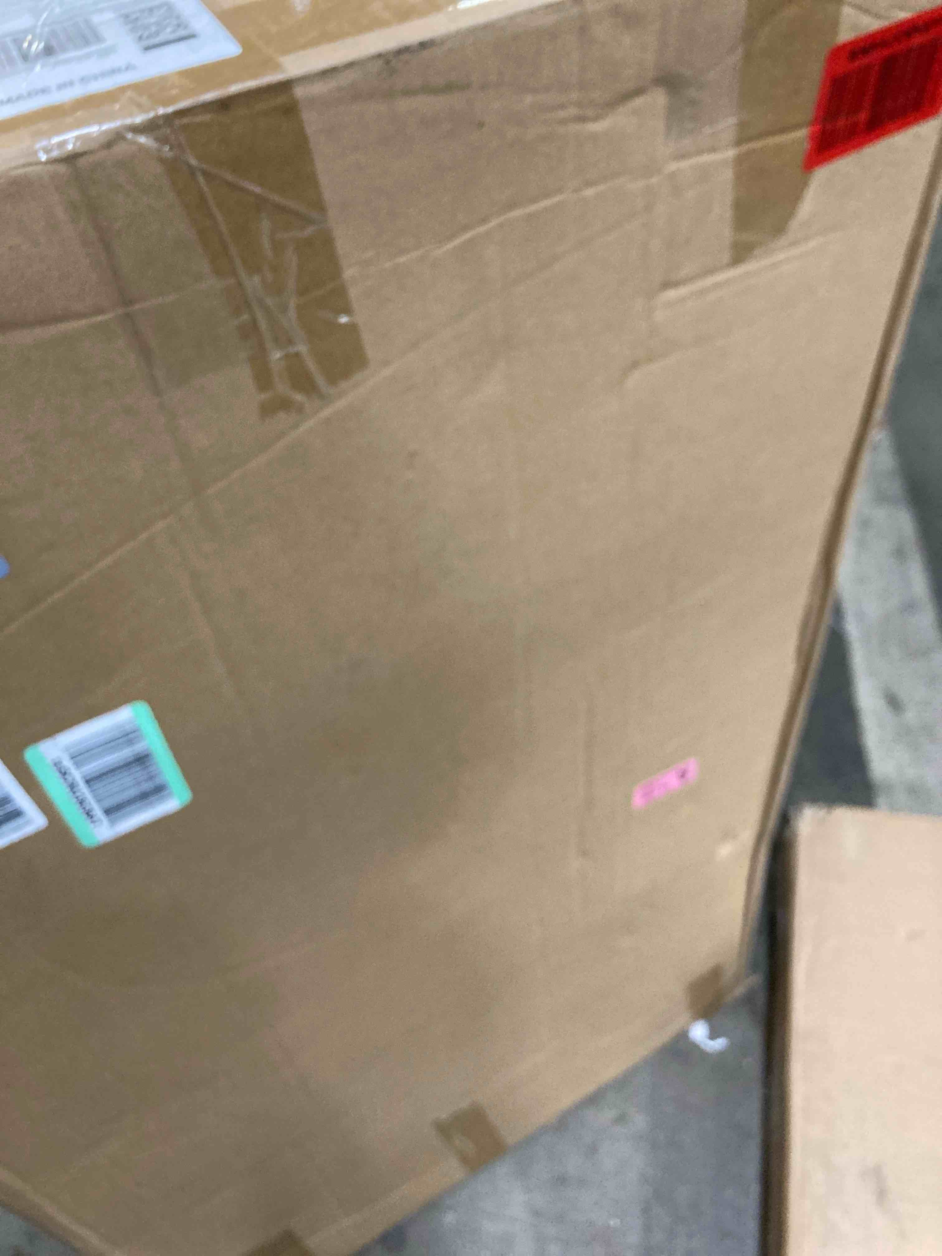 https://s3.amazonaws.com/lotting-images-prod/phillipi/RED6143479_1721151079595.jpeg