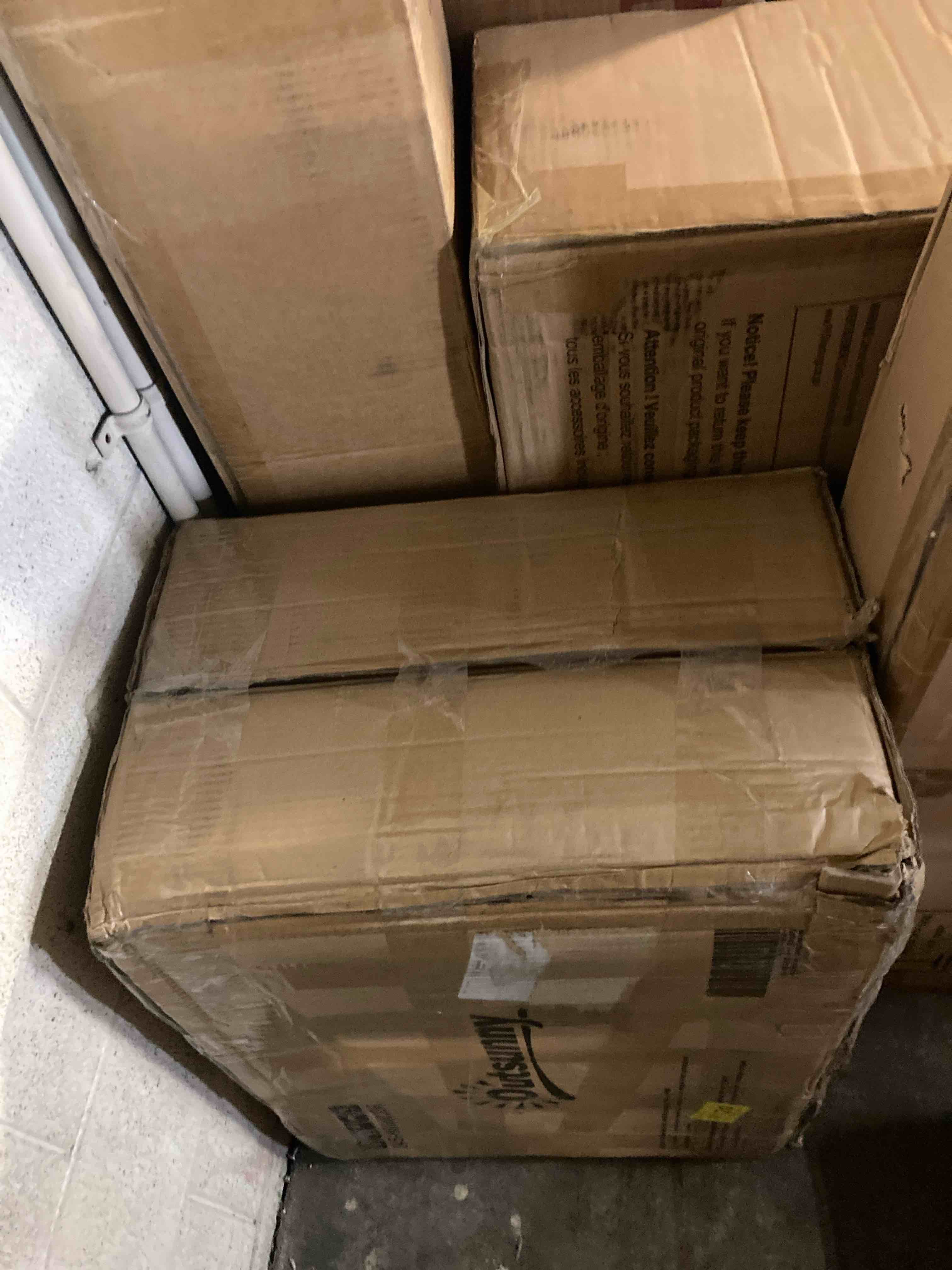 https://s3.amazonaws.com/lotting-images-prod/phillipi/RED6143641_1721156187780.jpeg