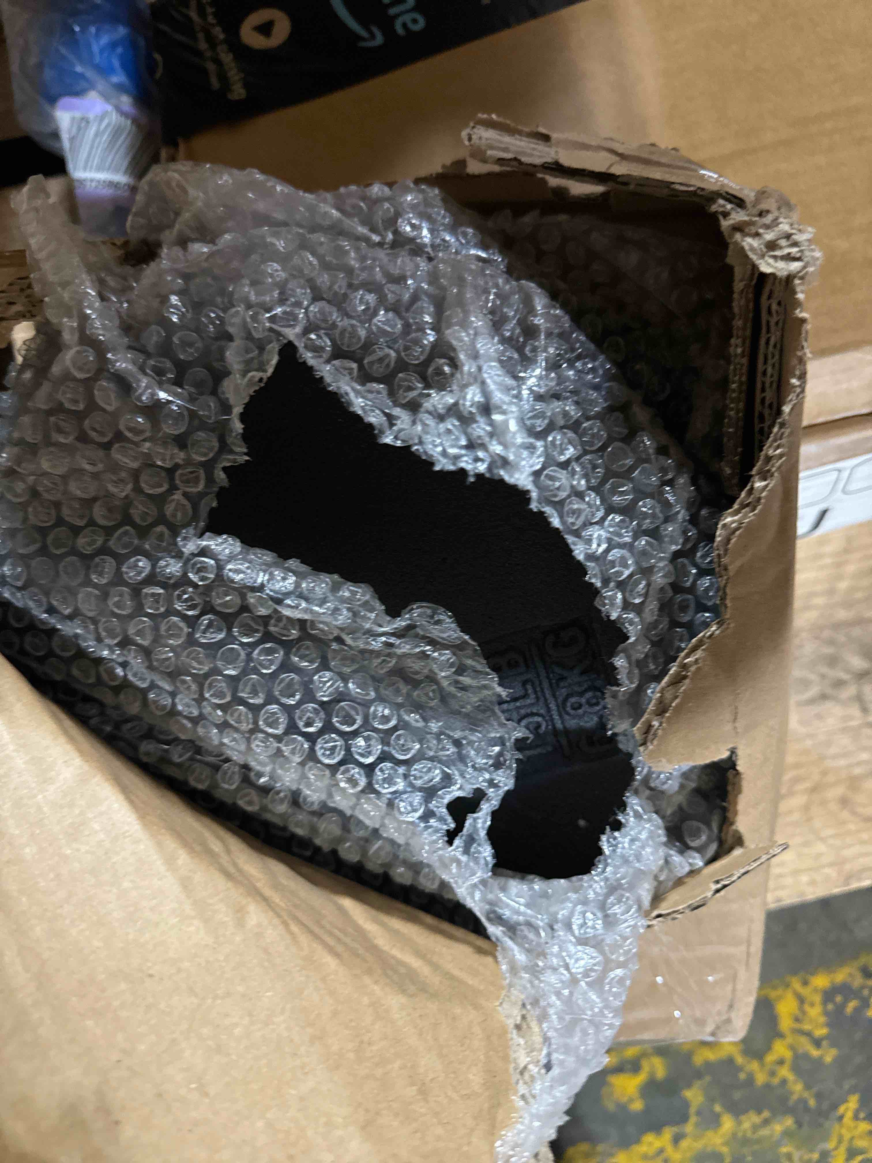 https://s3.amazonaws.com/lotting-images-prod/phillipi/RED6144346_1722960989253.jpeg