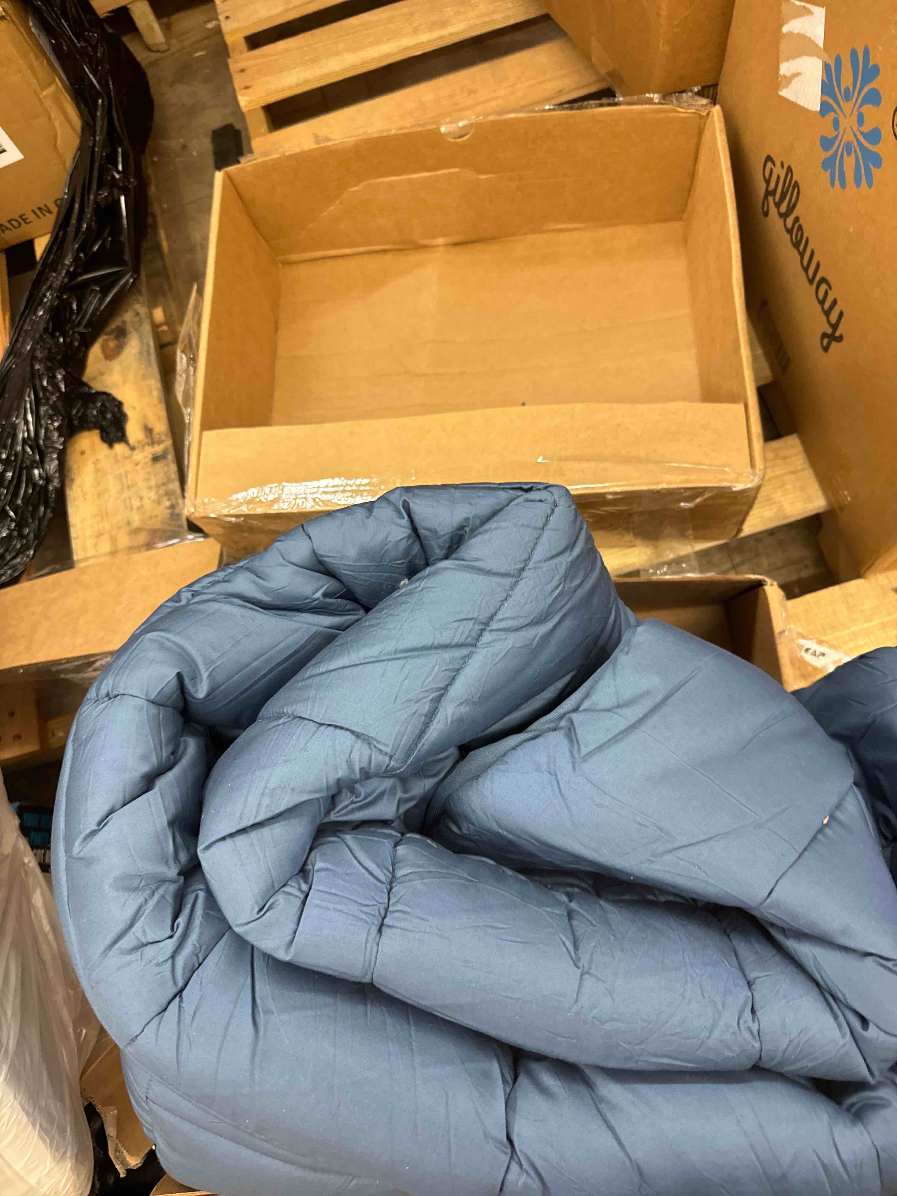 Bedsure Queen Comforter Duvet Insert Quilted Royal Blue, All Season