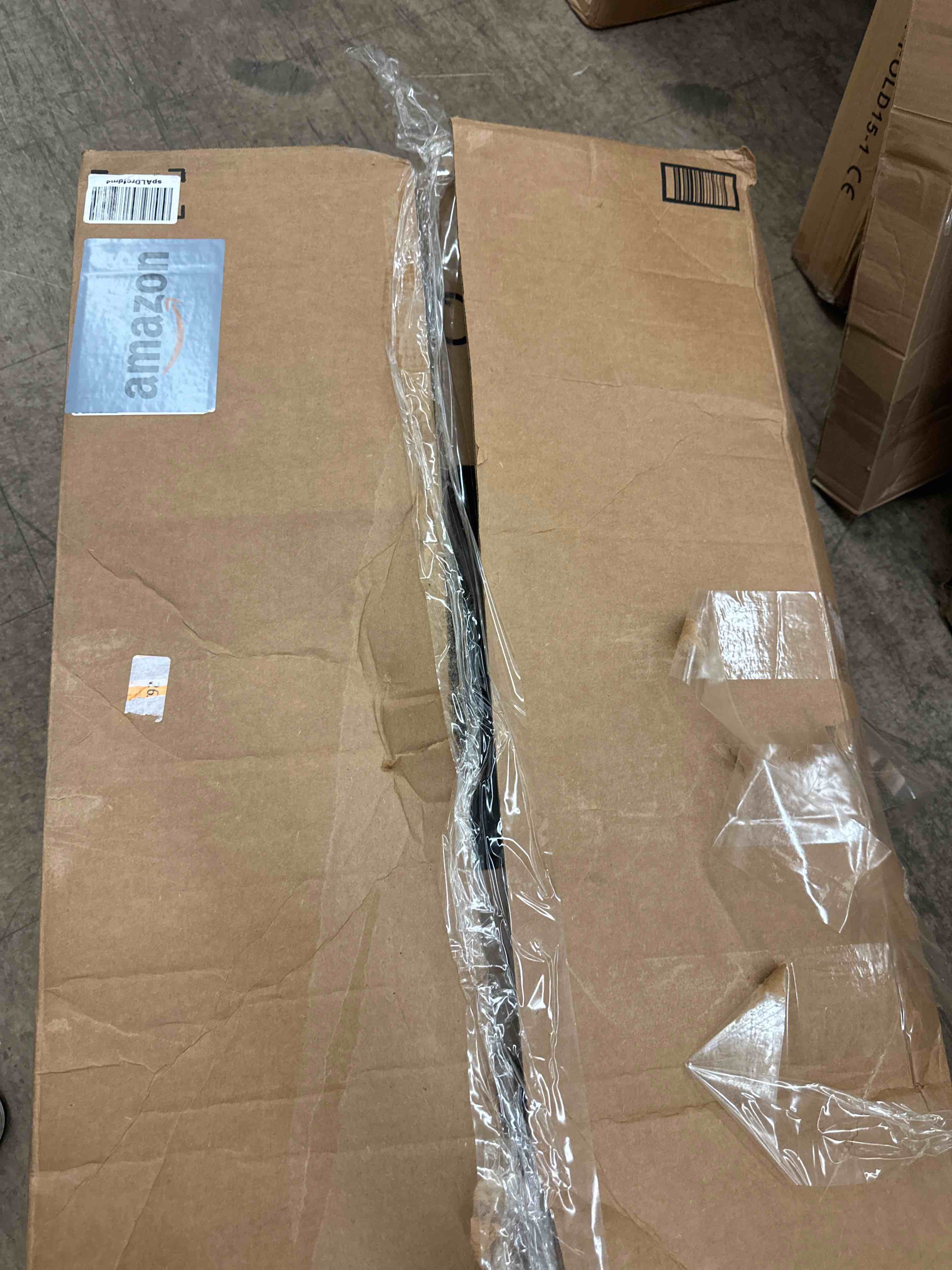 https://s3.amazonaws.com/lotting-images-prod/phillipi/RED6145456_1726153529775.jpeg