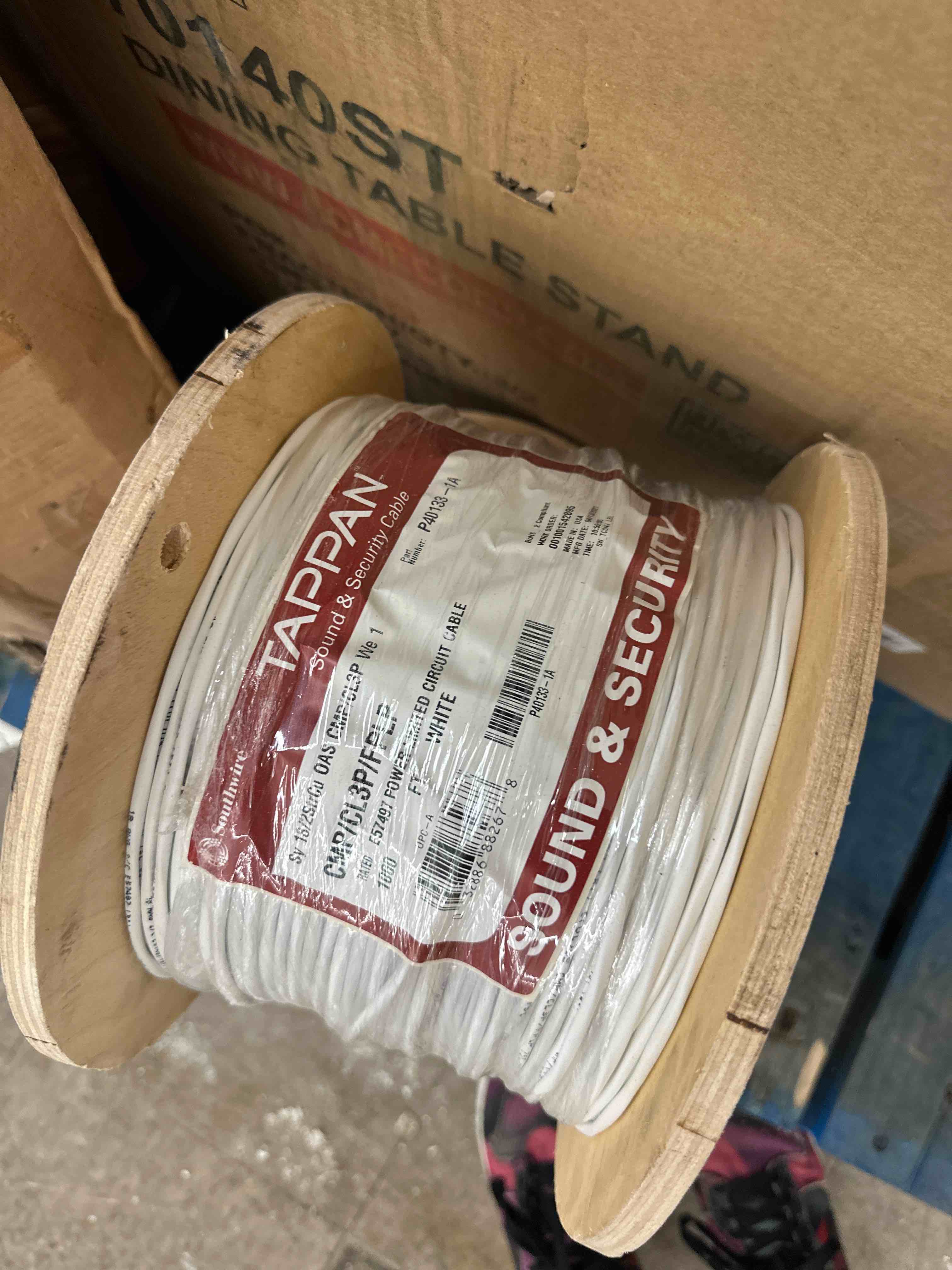 https://s3.amazonaws.com/lotting-images-prod/phillipi/RED6145474_1726156241323.jpeg