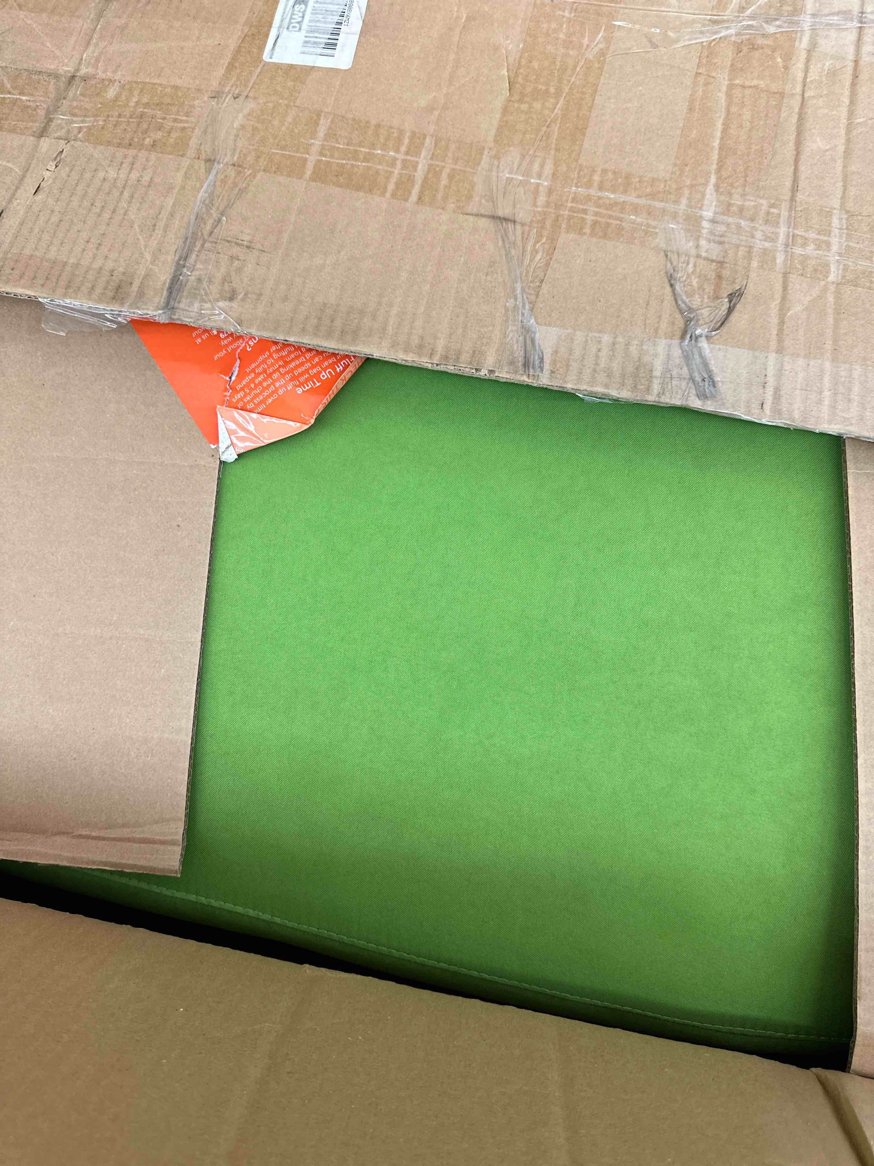 https://s3.amazonaws.com/lotting-images-prod/phillipi/RED6145482_1726161876898.jpeg