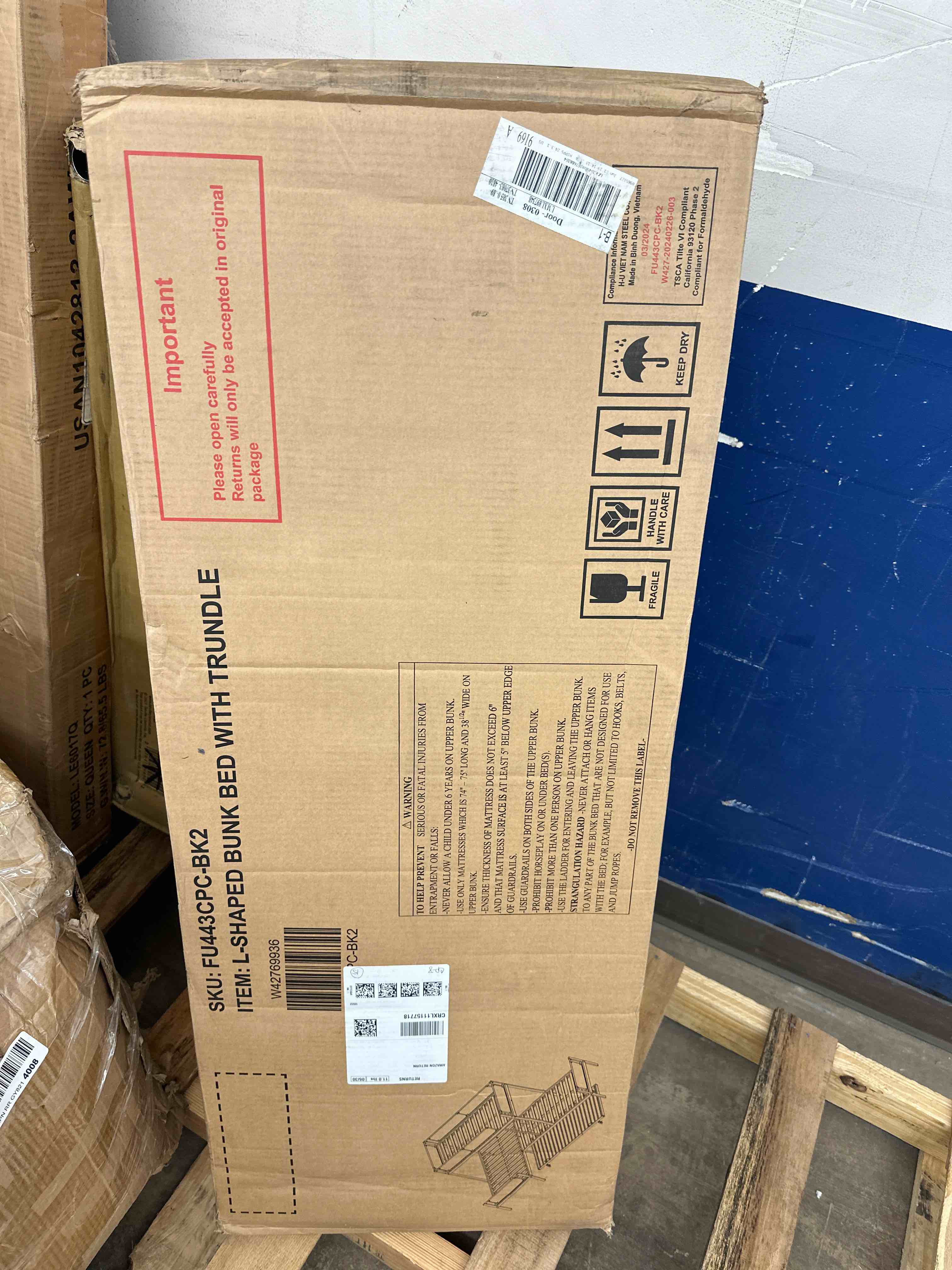 https://s3.amazonaws.com/lotting-images-prod/phillipi/RED6145485_1726162139451.jpeg