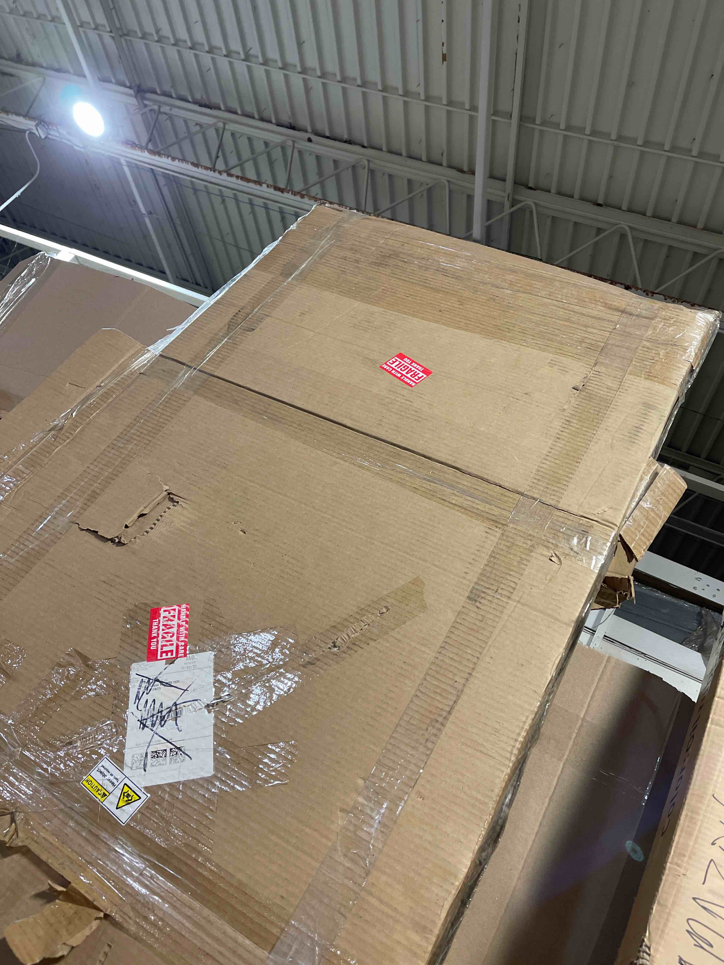 https://s3.amazonaws.com/lotting-images-prod/phillipi/RED6146742_1713298344385.jpeg