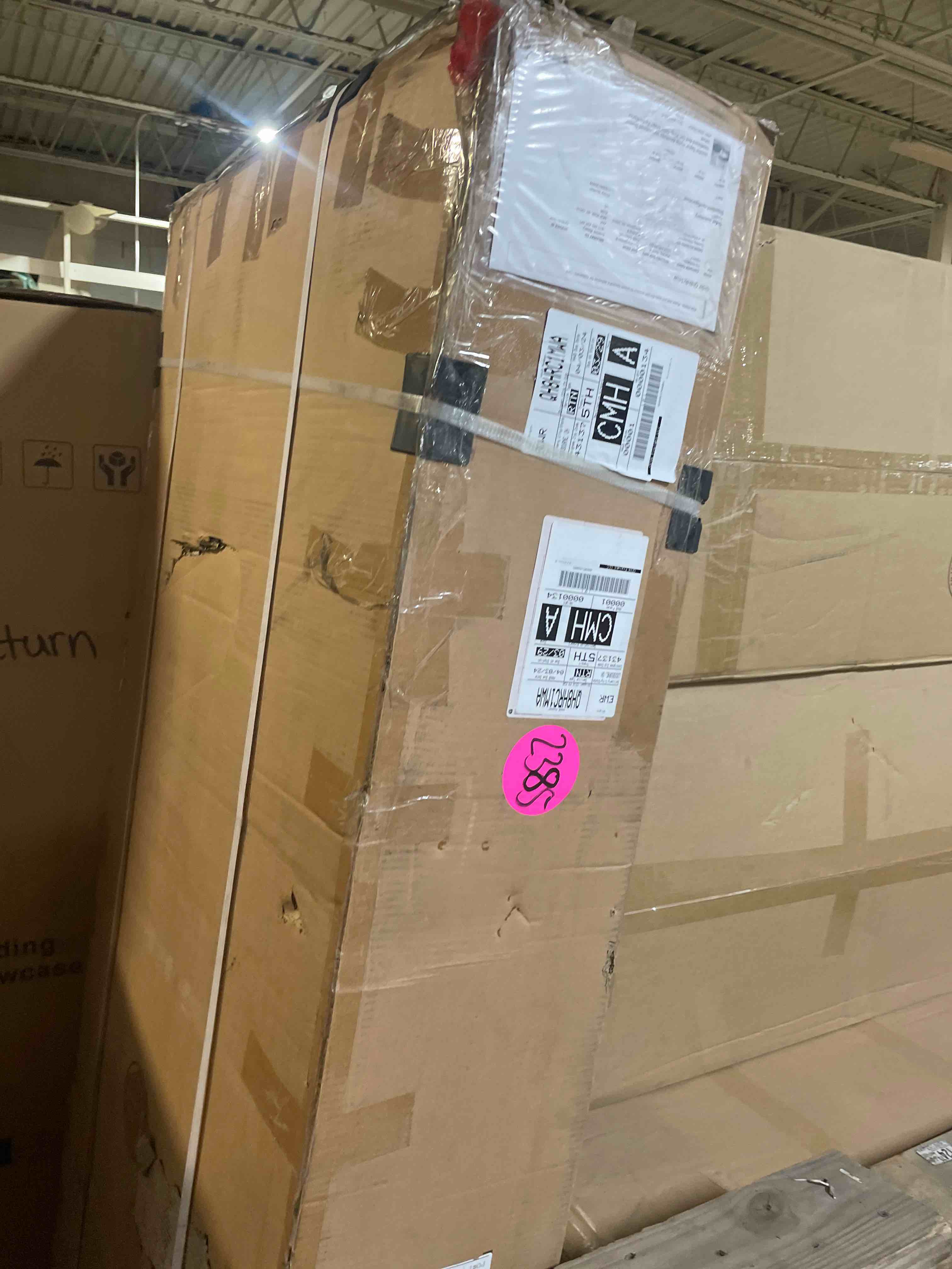 https://s3.amazonaws.com/lotting-images-prod/phillipi/RED6146972_1713545940534.jpeg