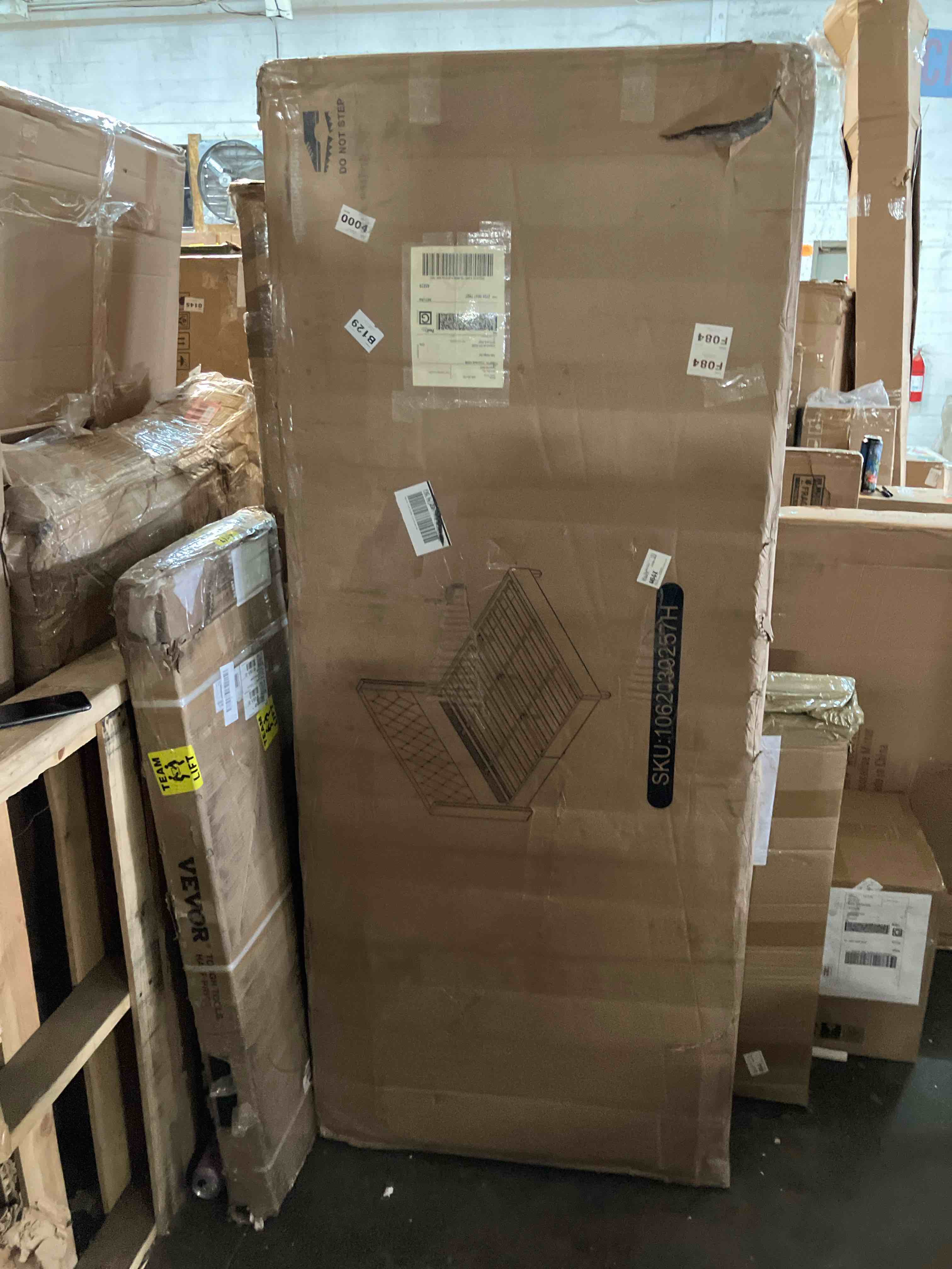 https://s3.amazonaws.com/lotting-images-prod/phillipi/RED6147327_1713898766951.jpeg