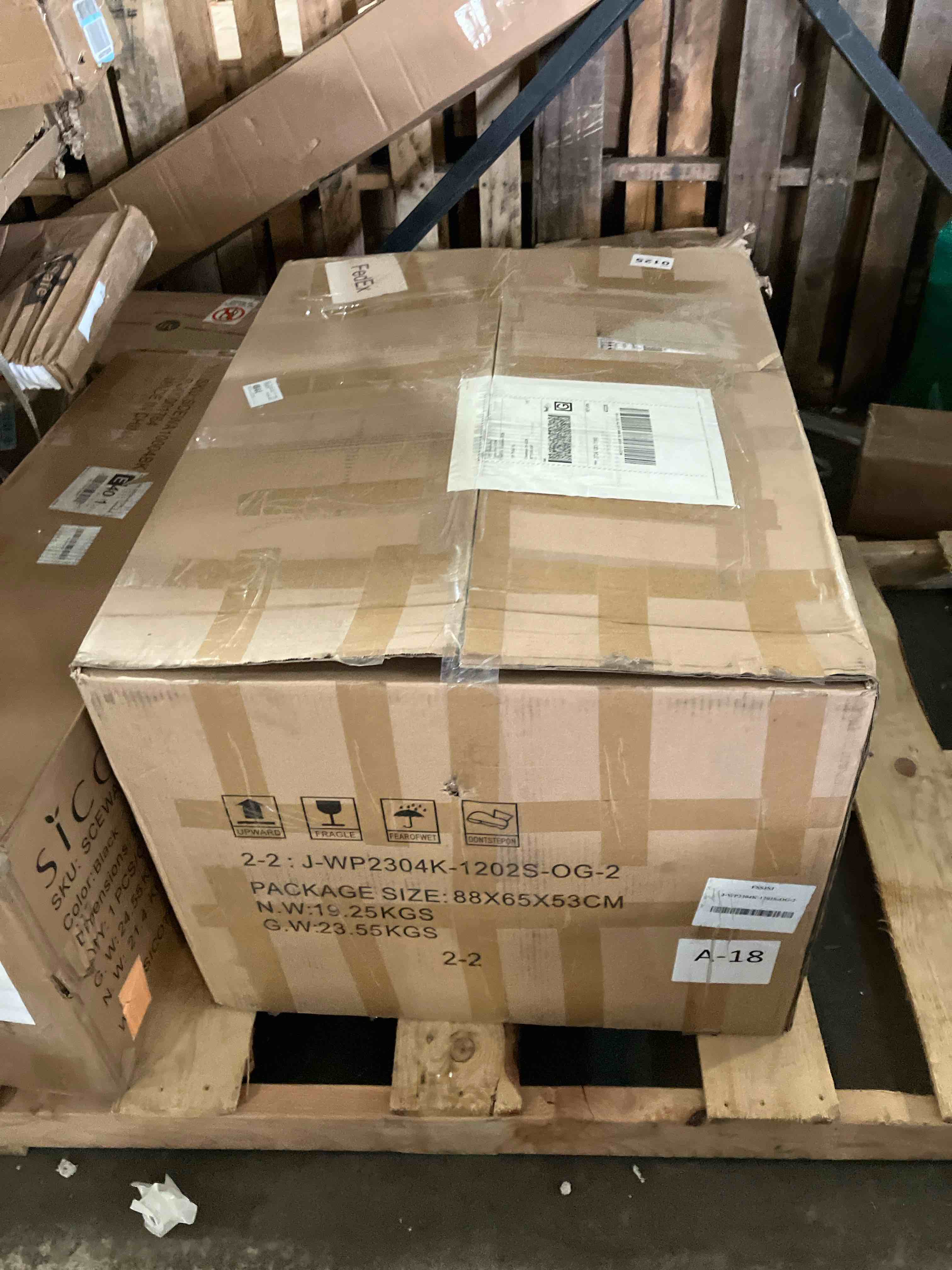 https://s3.amazonaws.com/lotting-images-prod/phillipi/RED6147338_1713903339828.jpeg