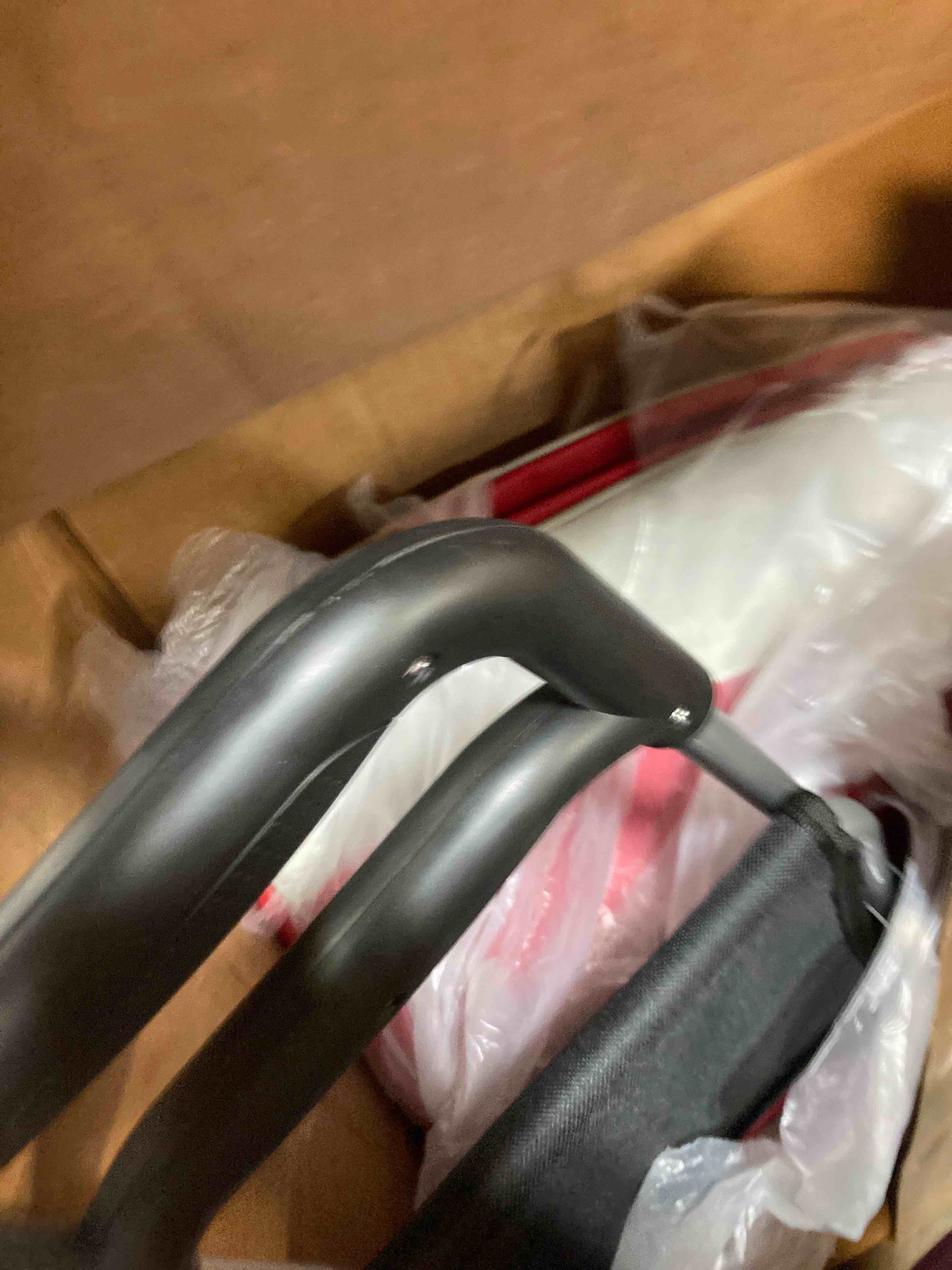 https://s3.amazonaws.com/lotting-images-prod/phillipi/RED6148641_1731429818257.jpeg