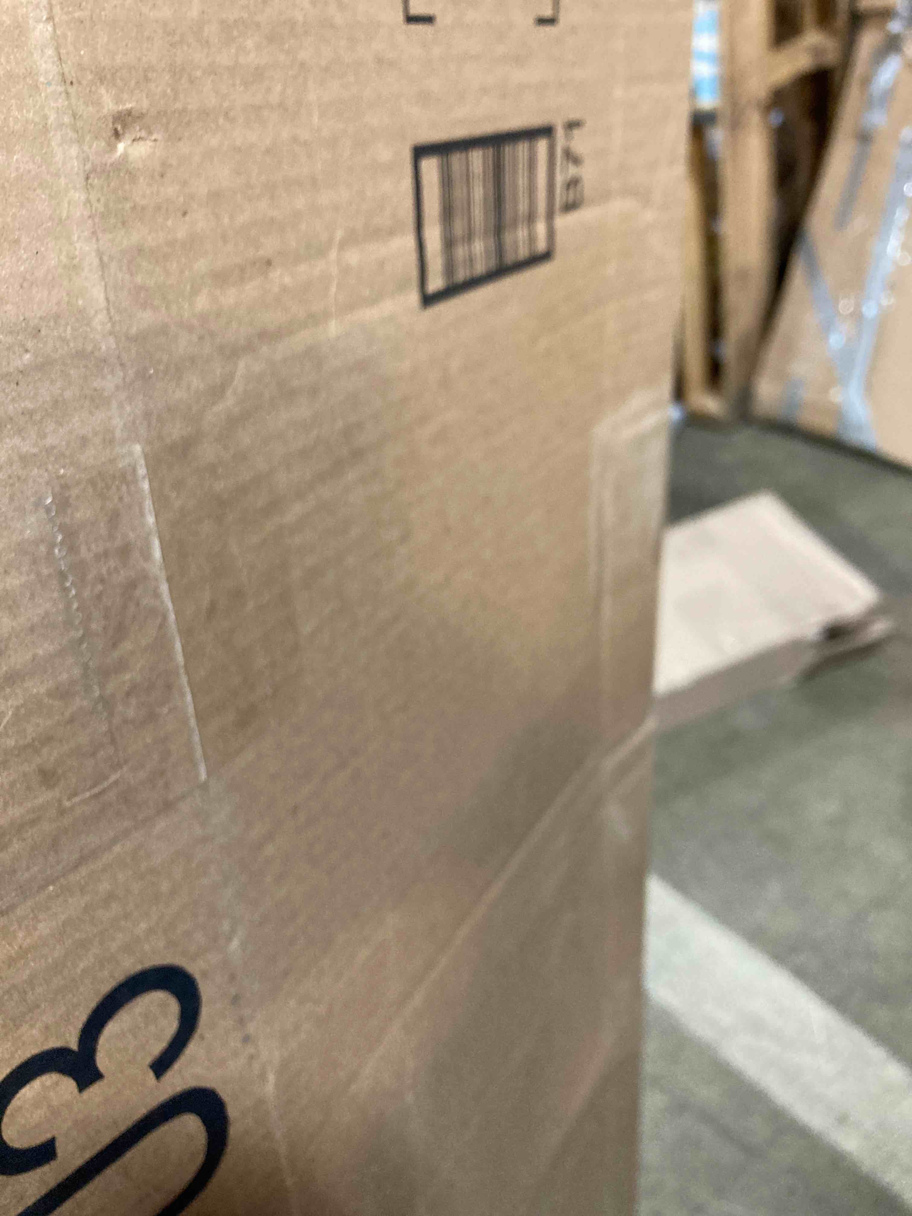 https://s3.amazonaws.com/lotting-images-prod/phillipi/RED6148649_1731430193558.jpeg