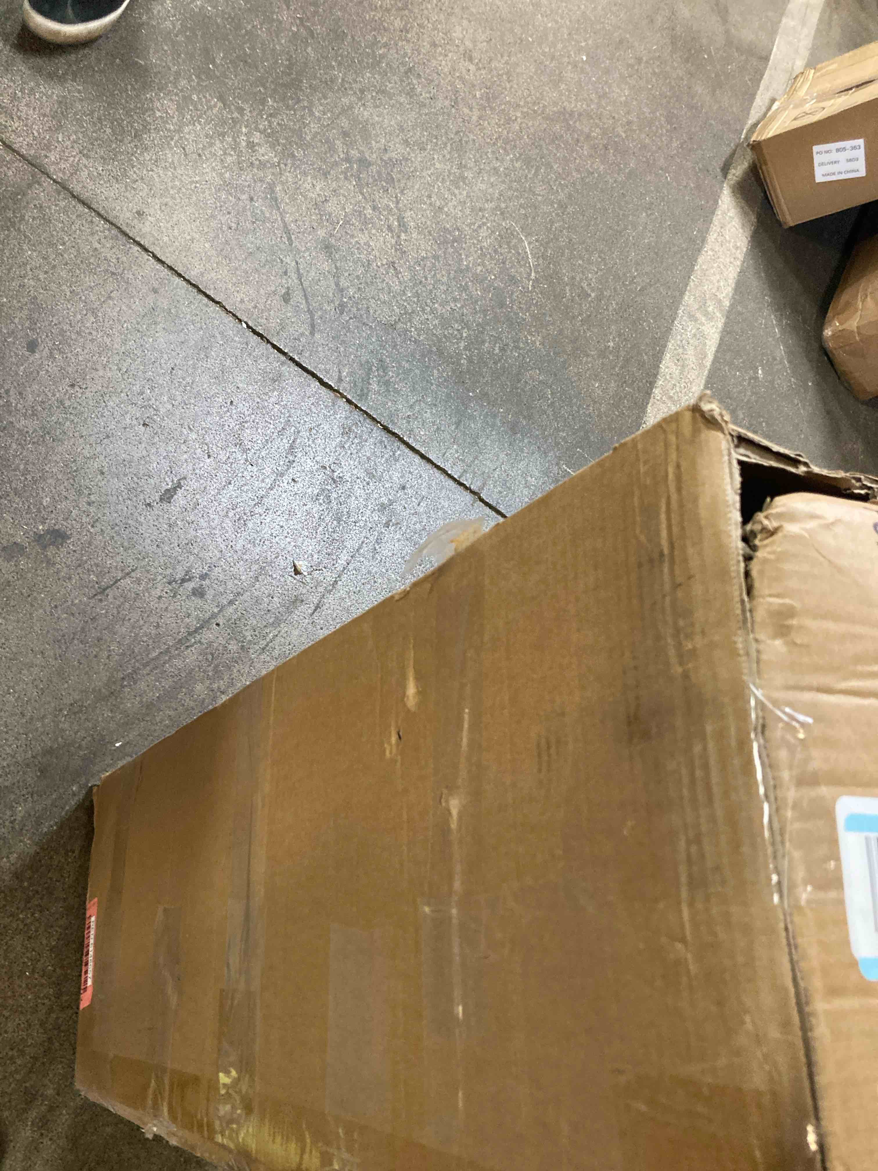 https://s3.amazonaws.com/lotting-images-prod/phillipi/RED6148657_1731435231773.jpeg