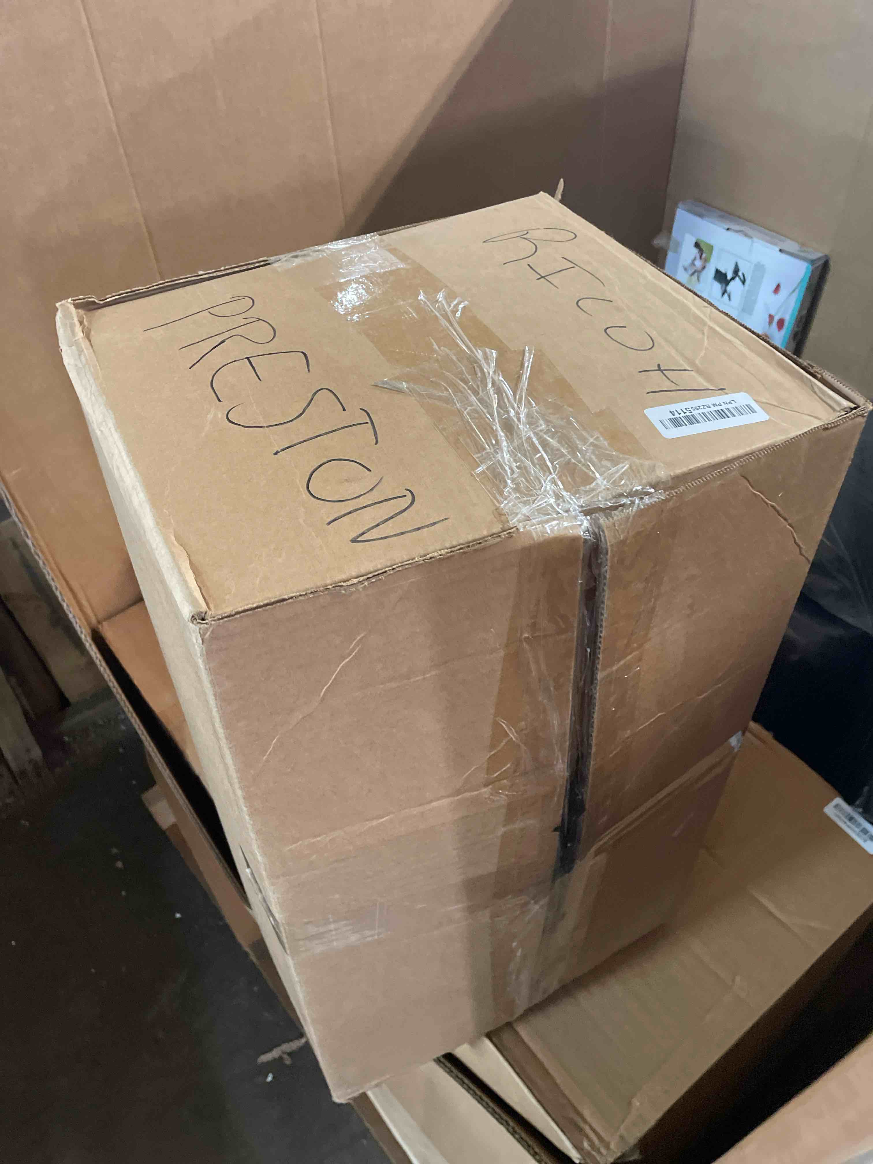 https://s3.amazonaws.com/lotting-images-prod/phillipi/RED6149428_1716308749270.jpeg