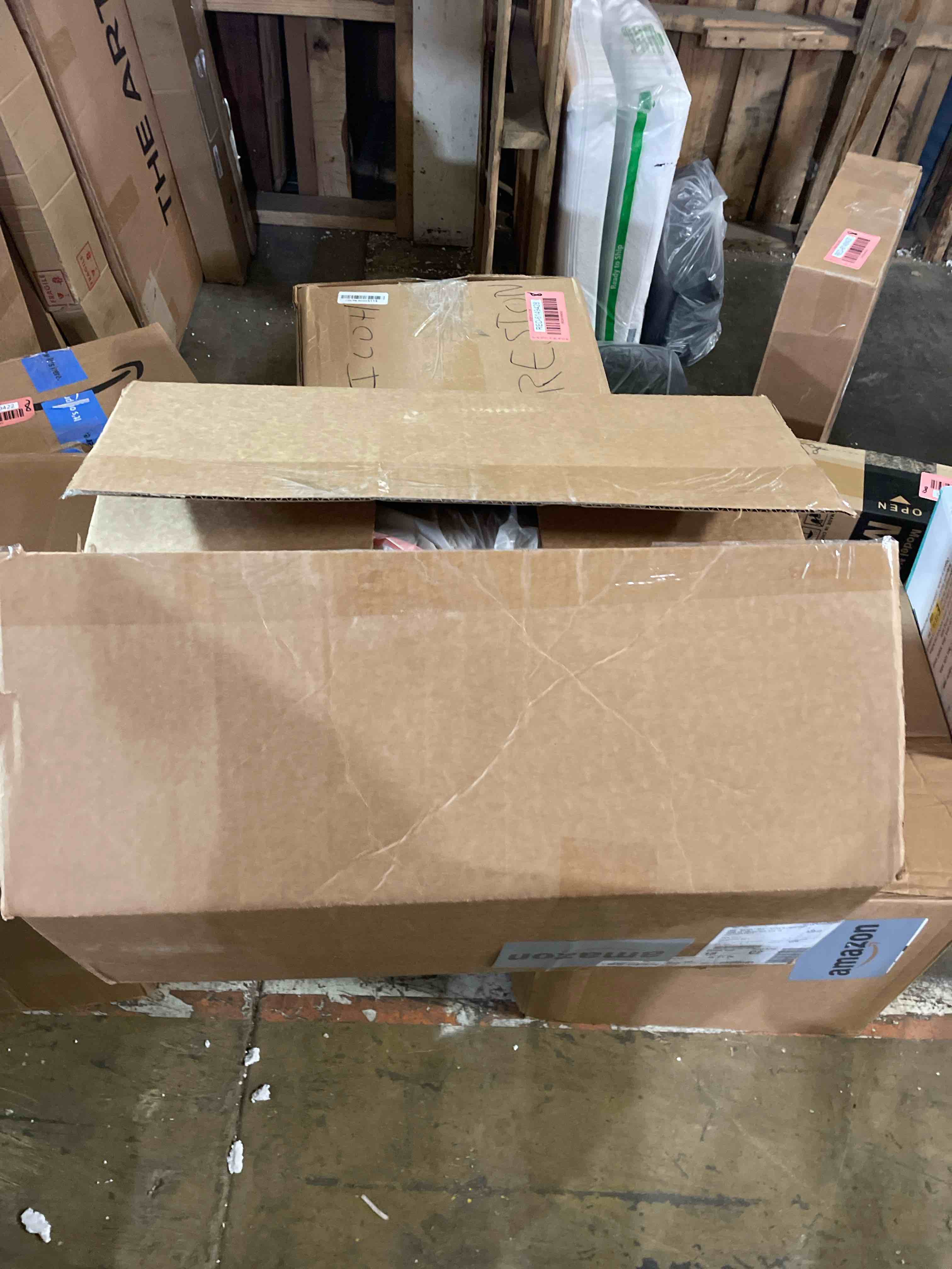 https://s3.amazonaws.com/lotting-images-prod/phillipi/RED6149438_1716316229139.jpeg