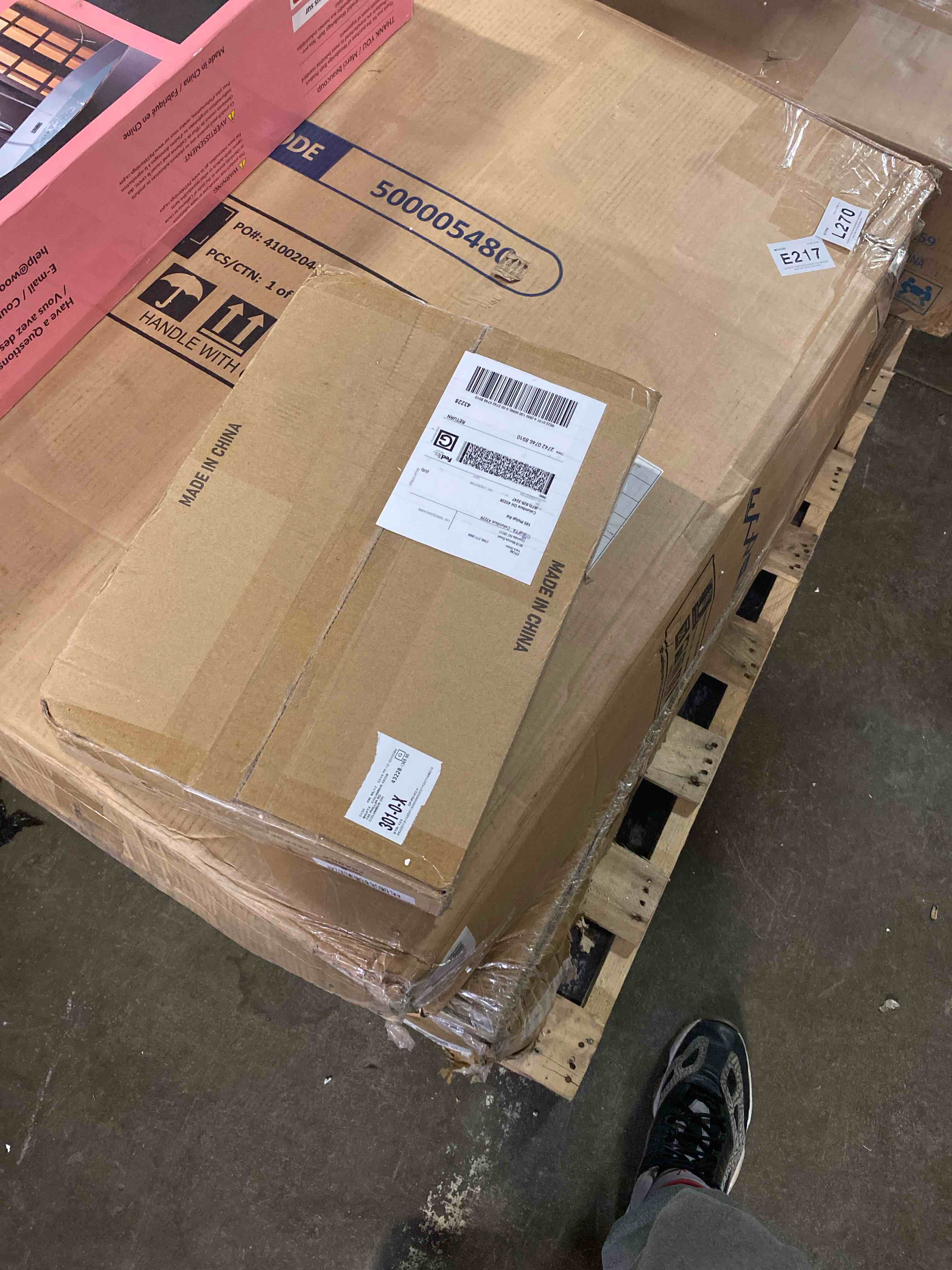 https://s3.amazonaws.com/lotting-images-prod/phillipi/RED6149705_1716305704749.jpeg