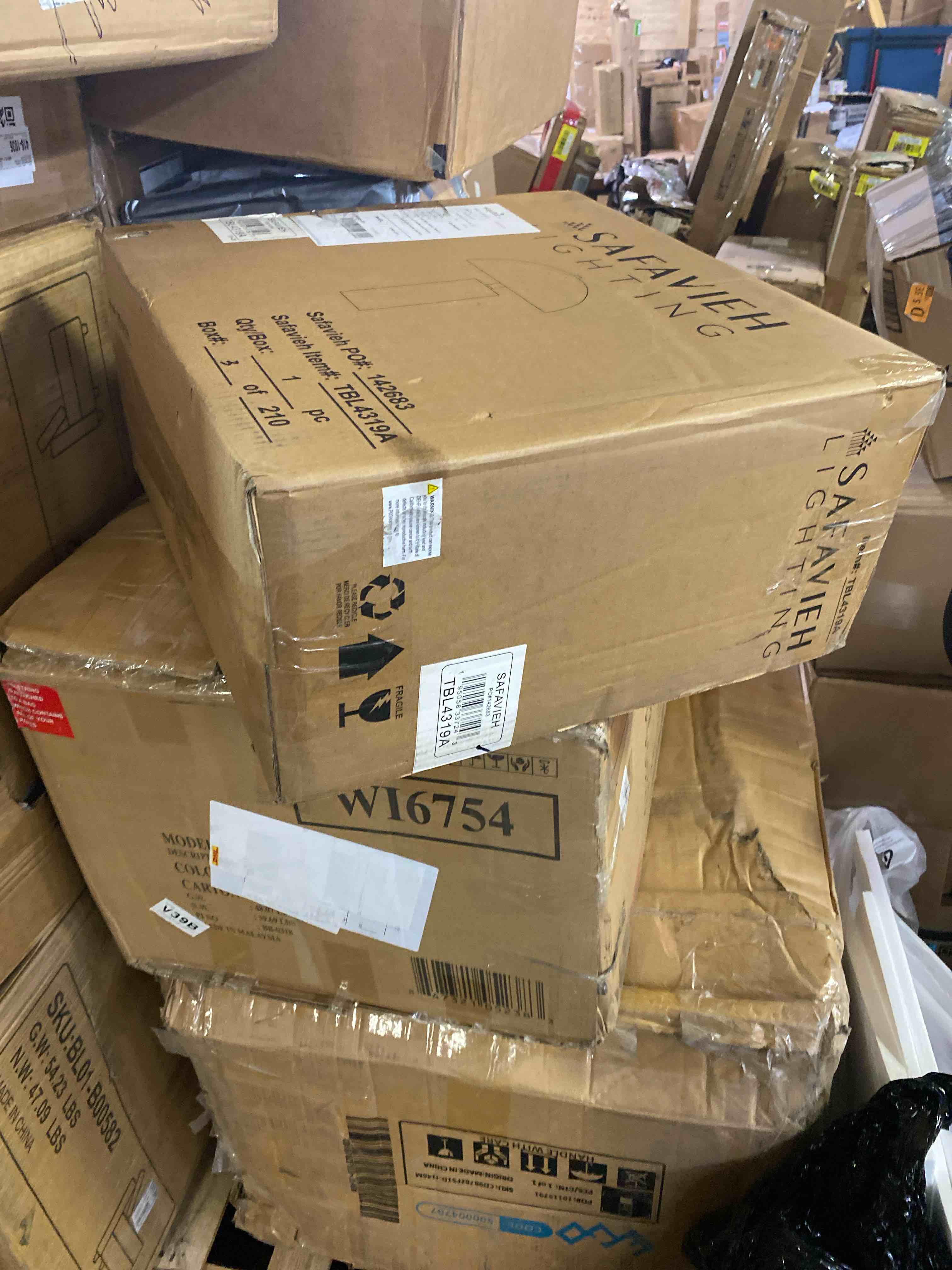 https://s3.amazonaws.com/lotting-images-prod/phillipi/RED6149715_1716309604372.jpeg