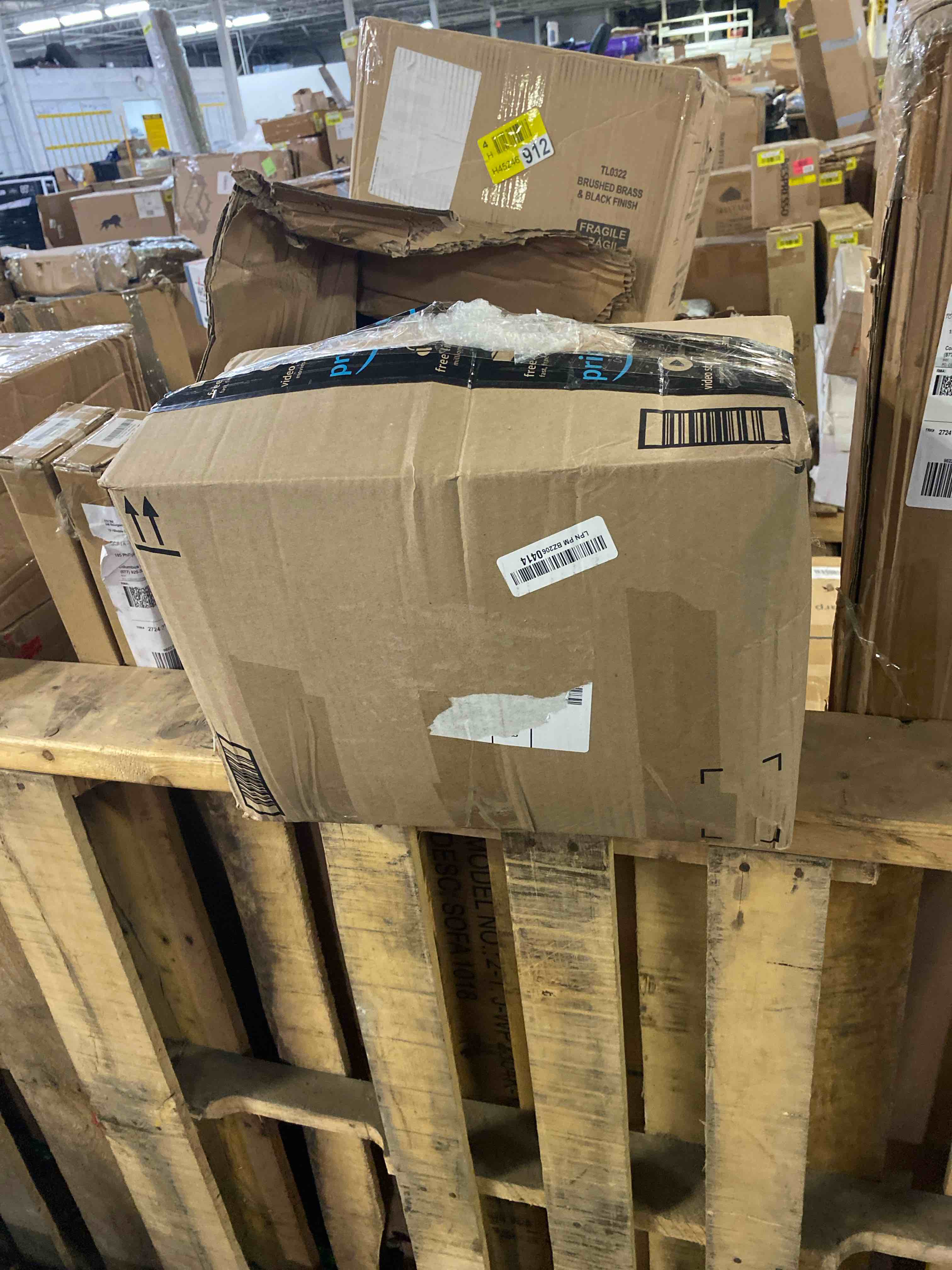 https://s3.amazonaws.com/lotting-images-prod/phillipi/RED6149728_1716314458824.jpeg