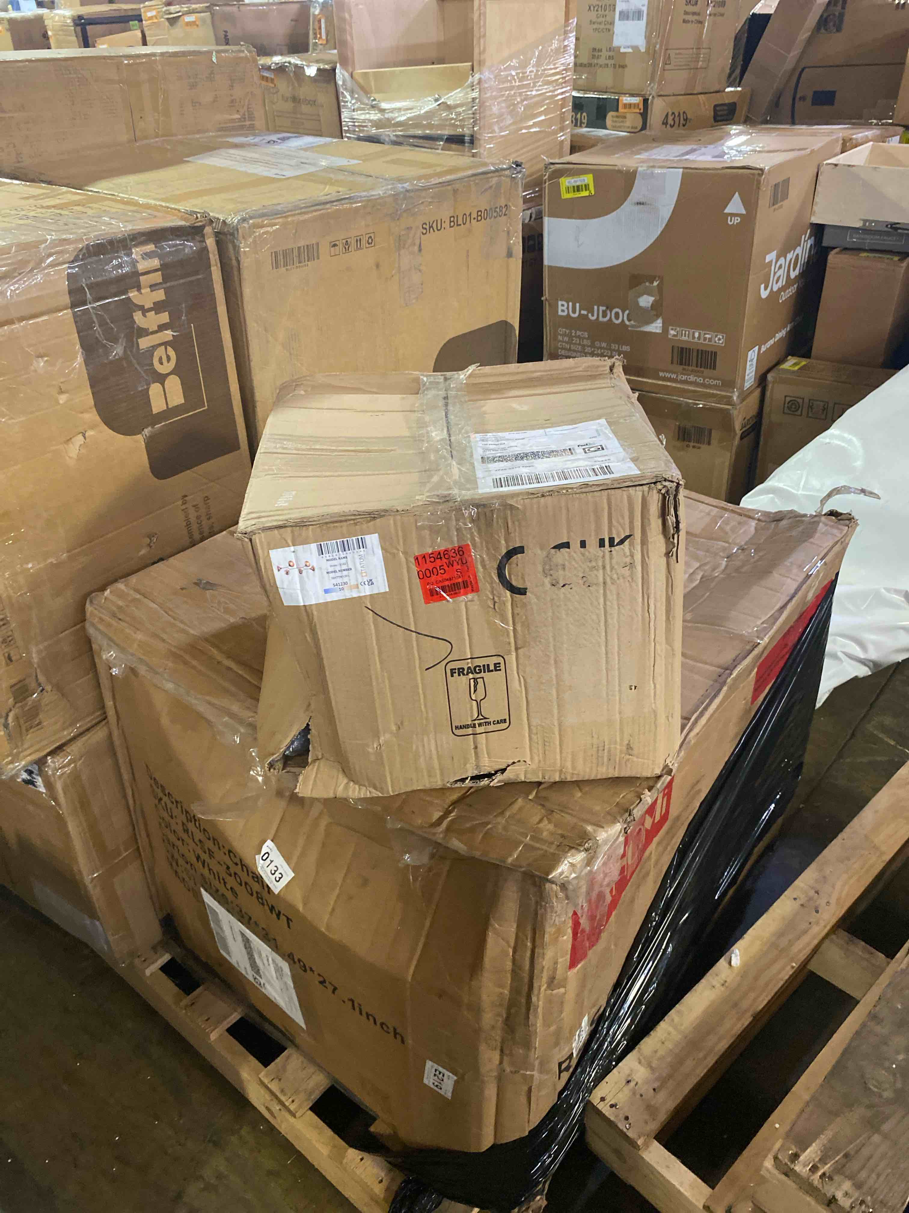 https://s3.amazonaws.com/lotting-images-prod/phillipi/RED6149754_1716321075529.jpeg