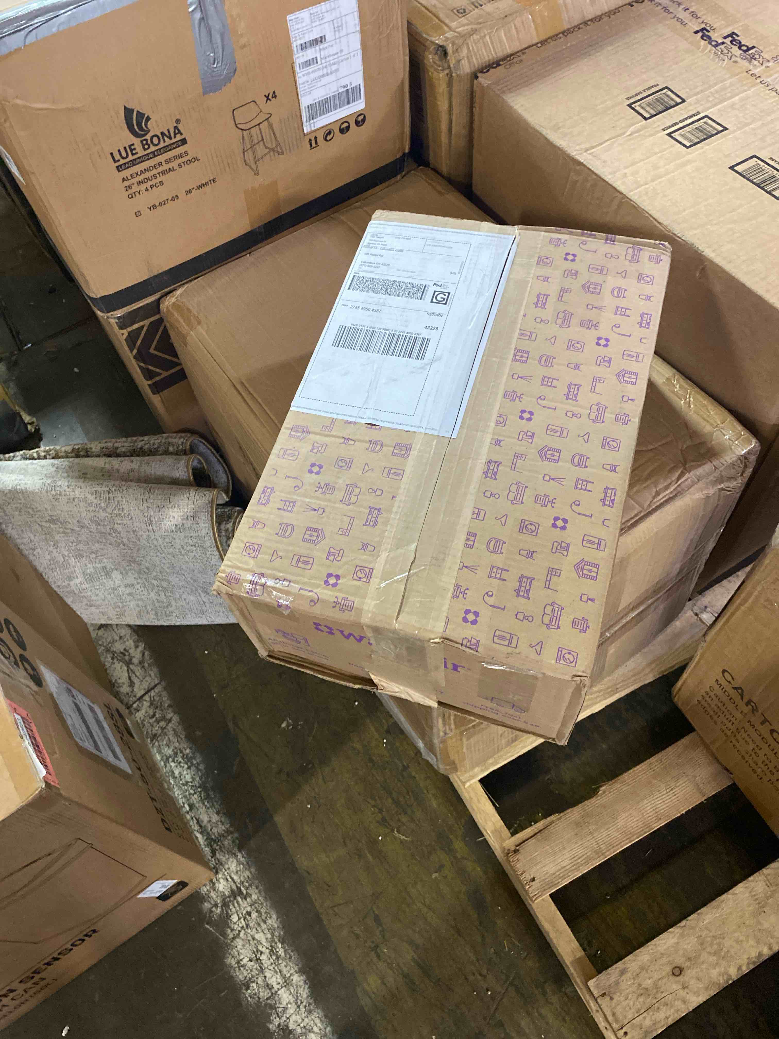 https://s3.amazonaws.com/lotting-images-prod/phillipi/RED6149757_1716321996516.jpeg
