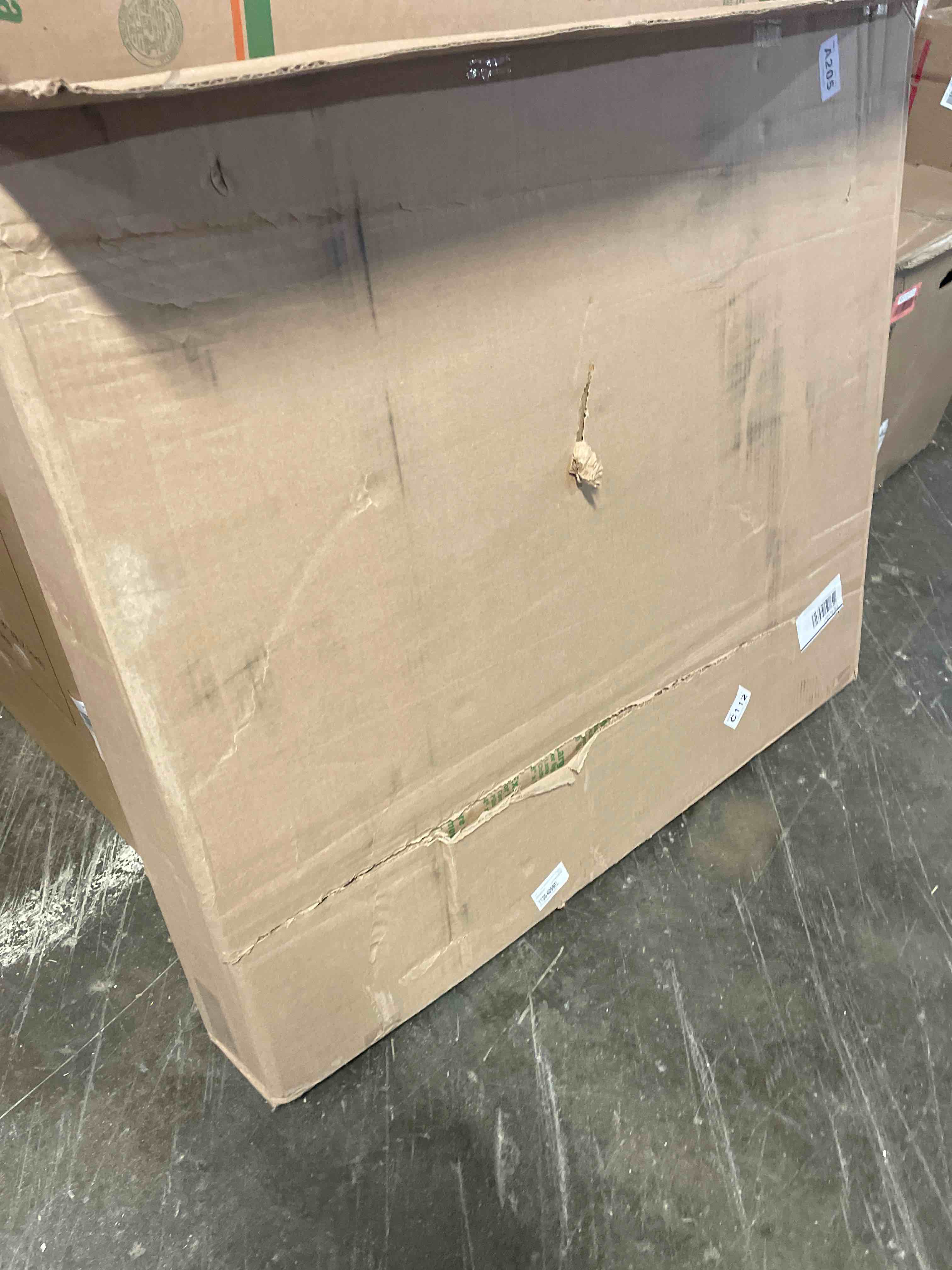 https://s3.amazonaws.com/lotting-images-prod/phillipi/RED6151329_1717789554303.jpeg