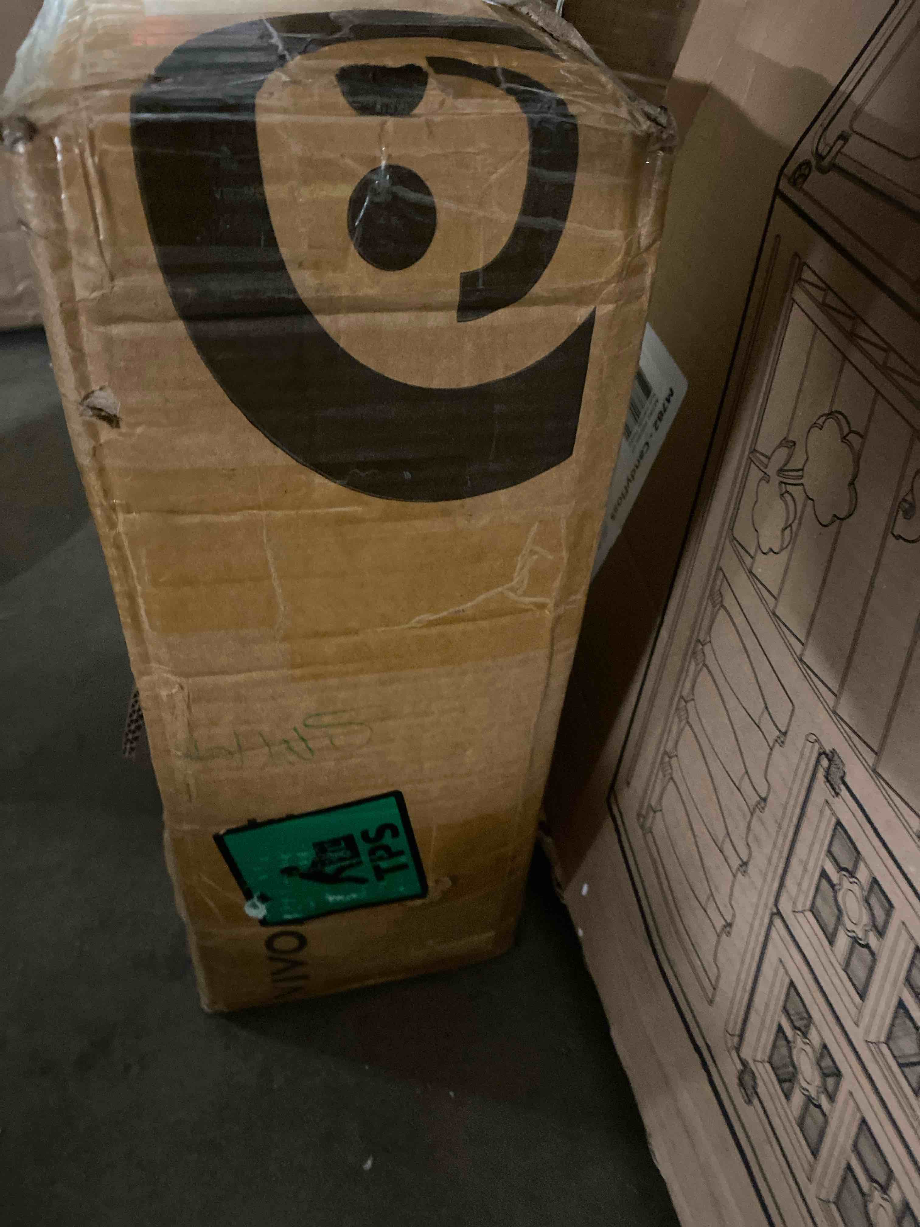 https://s3.amazonaws.com/lotting-images-prod/phillipi/RED6151700_1718050119529.jpeg