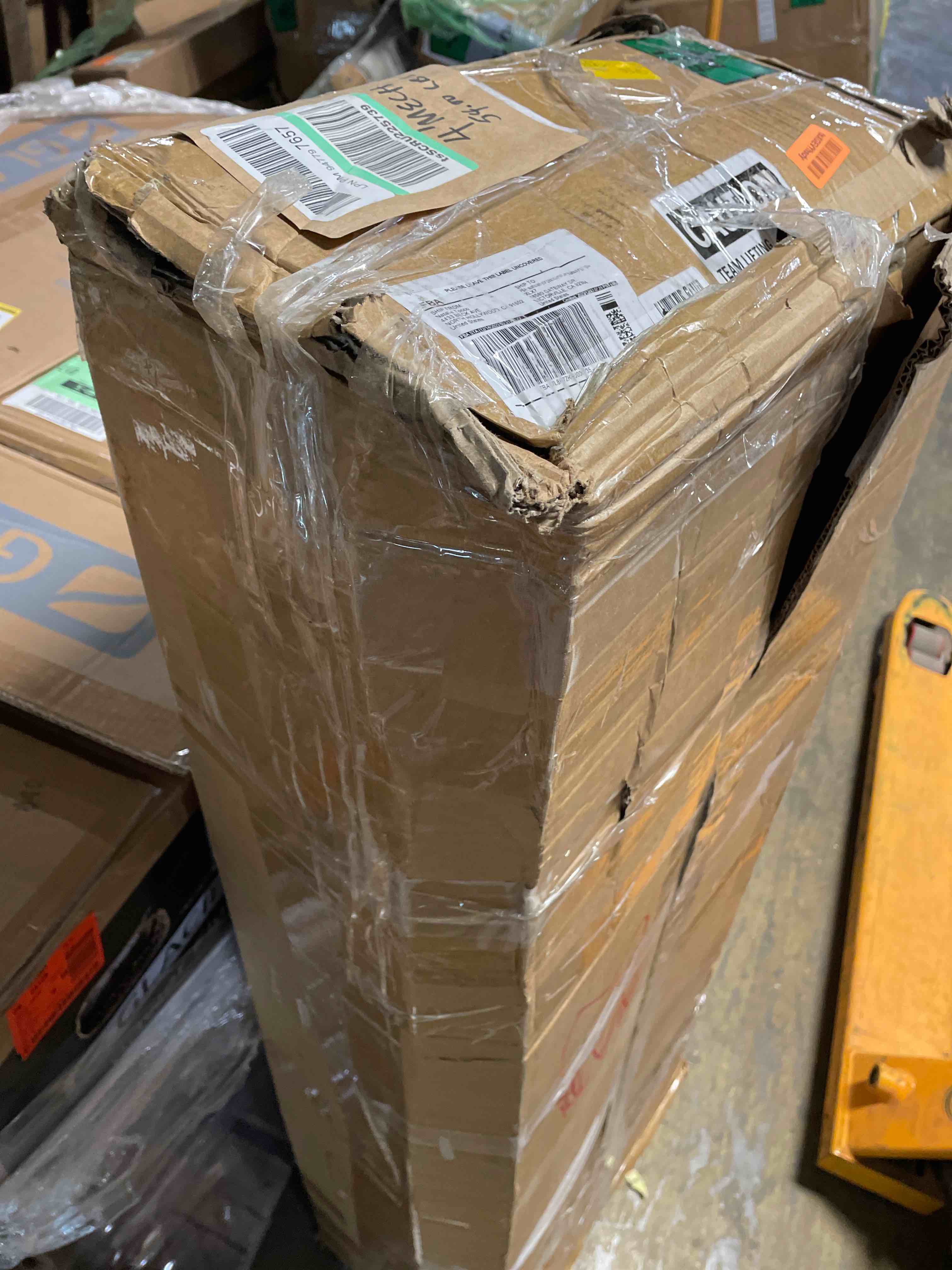 https://s3.amazonaws.com/lotting-images-prod/phillipi/RED6151787_1718050354746.jpeg