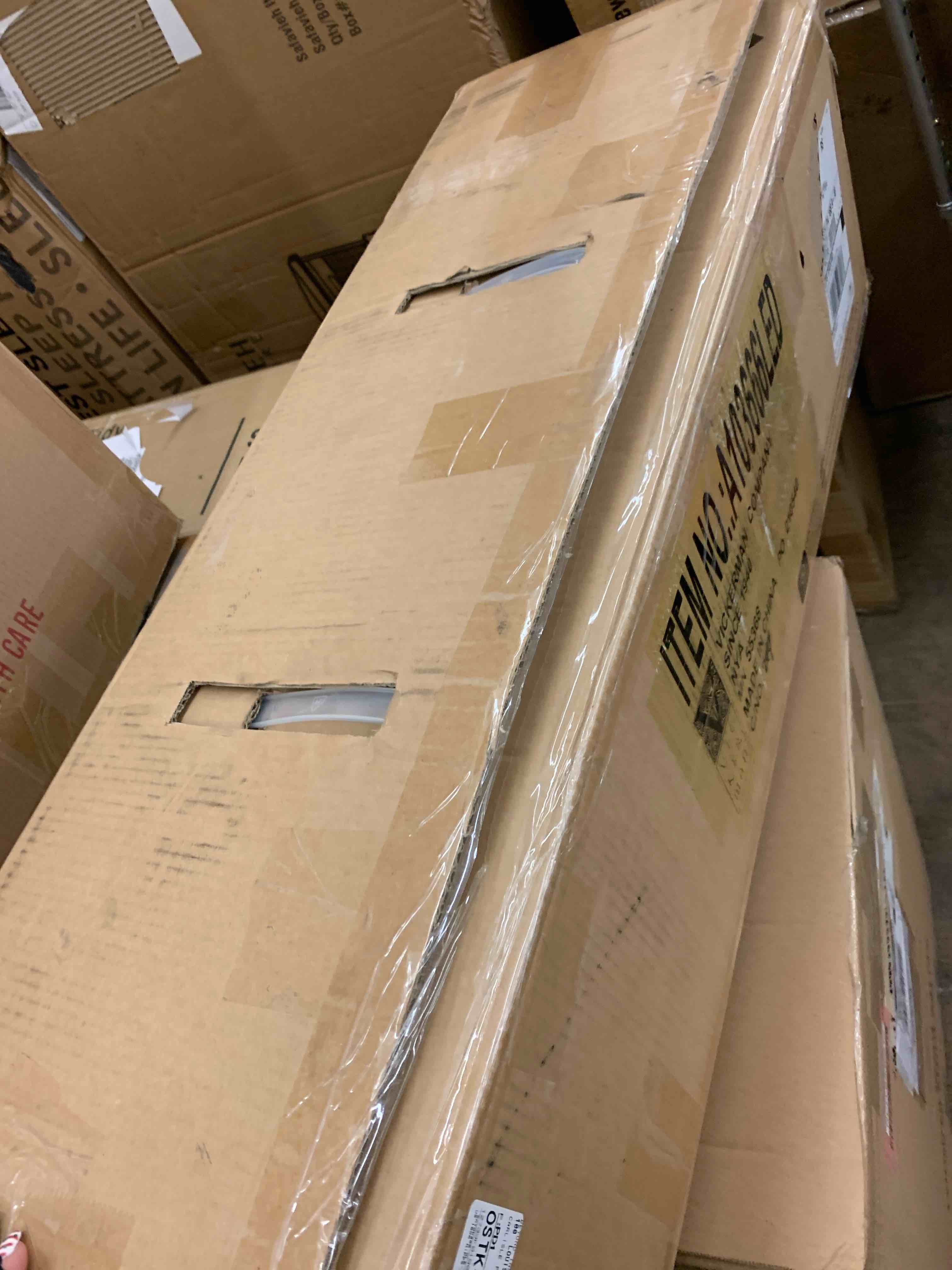 https://s3.amazonaws.com/lotting-images-prod/phillipi/RED6536515_1734029060462.jpeg