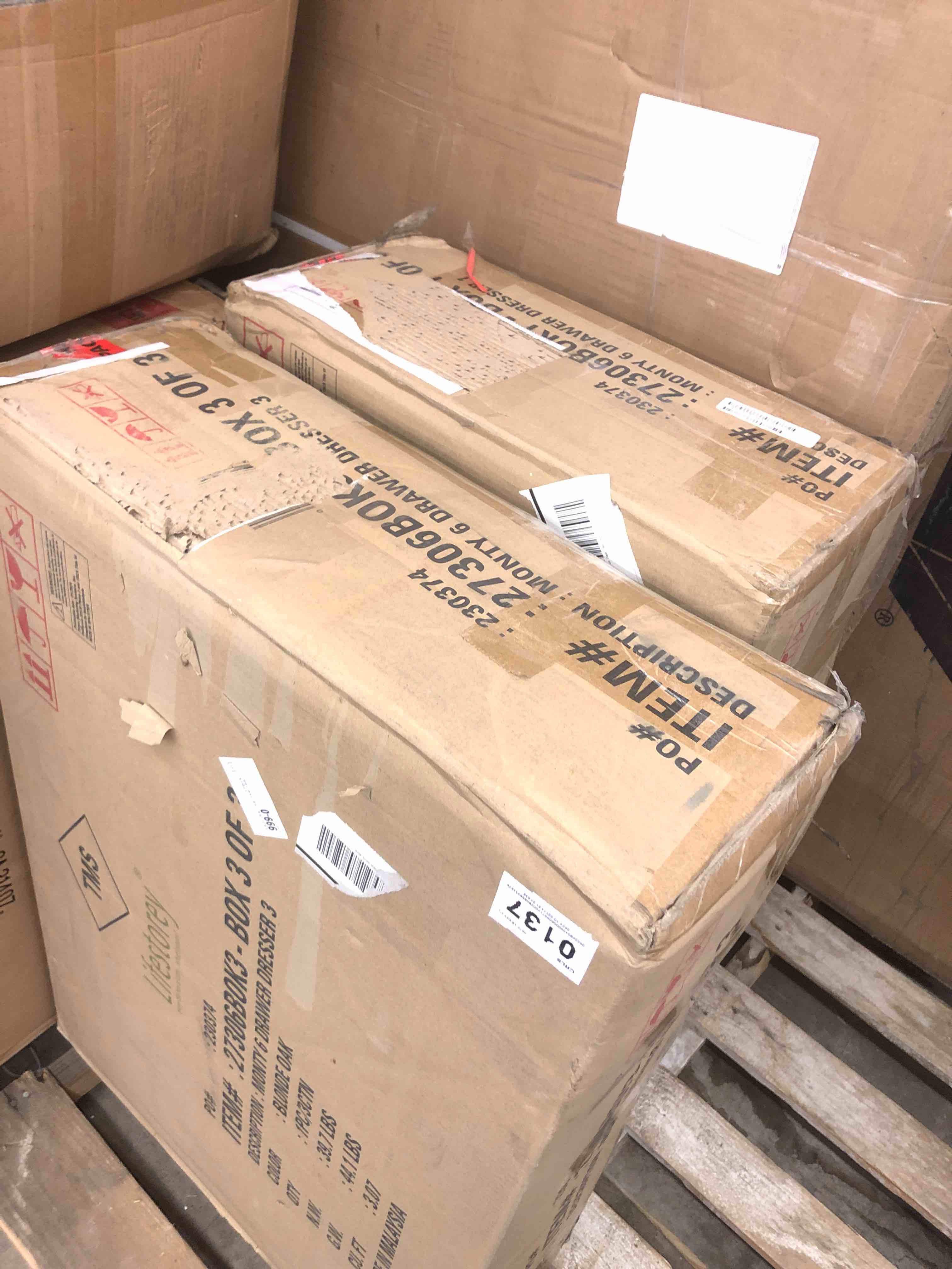 https://s3.amazonaws.com/lotting-images-prod/phillipi/RED6536613_1734369625442.jpeg