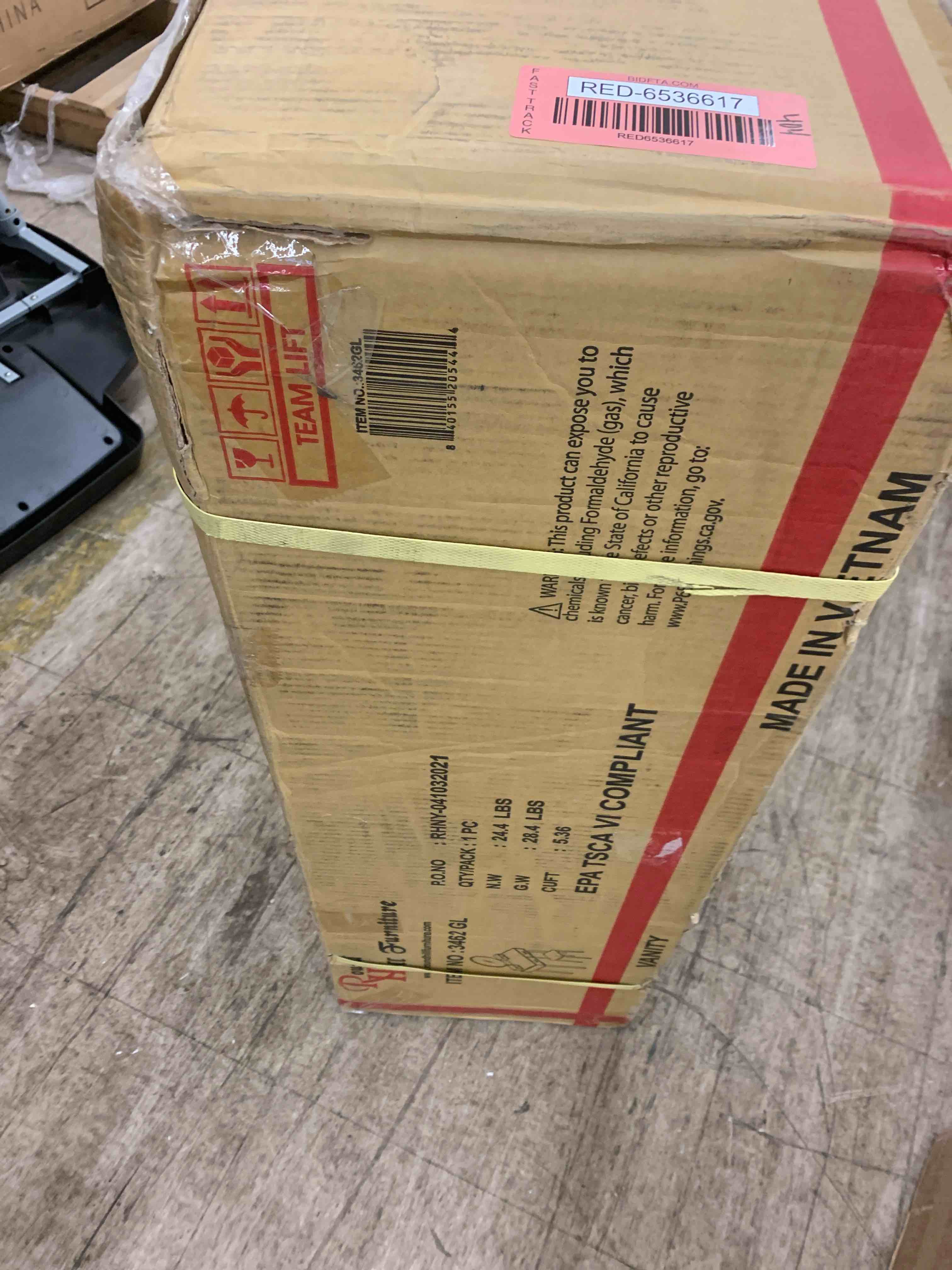 https://s3.amazonaws.com/lotting-images-prod/phillipi/RED6536617_1734369989255.jpeg