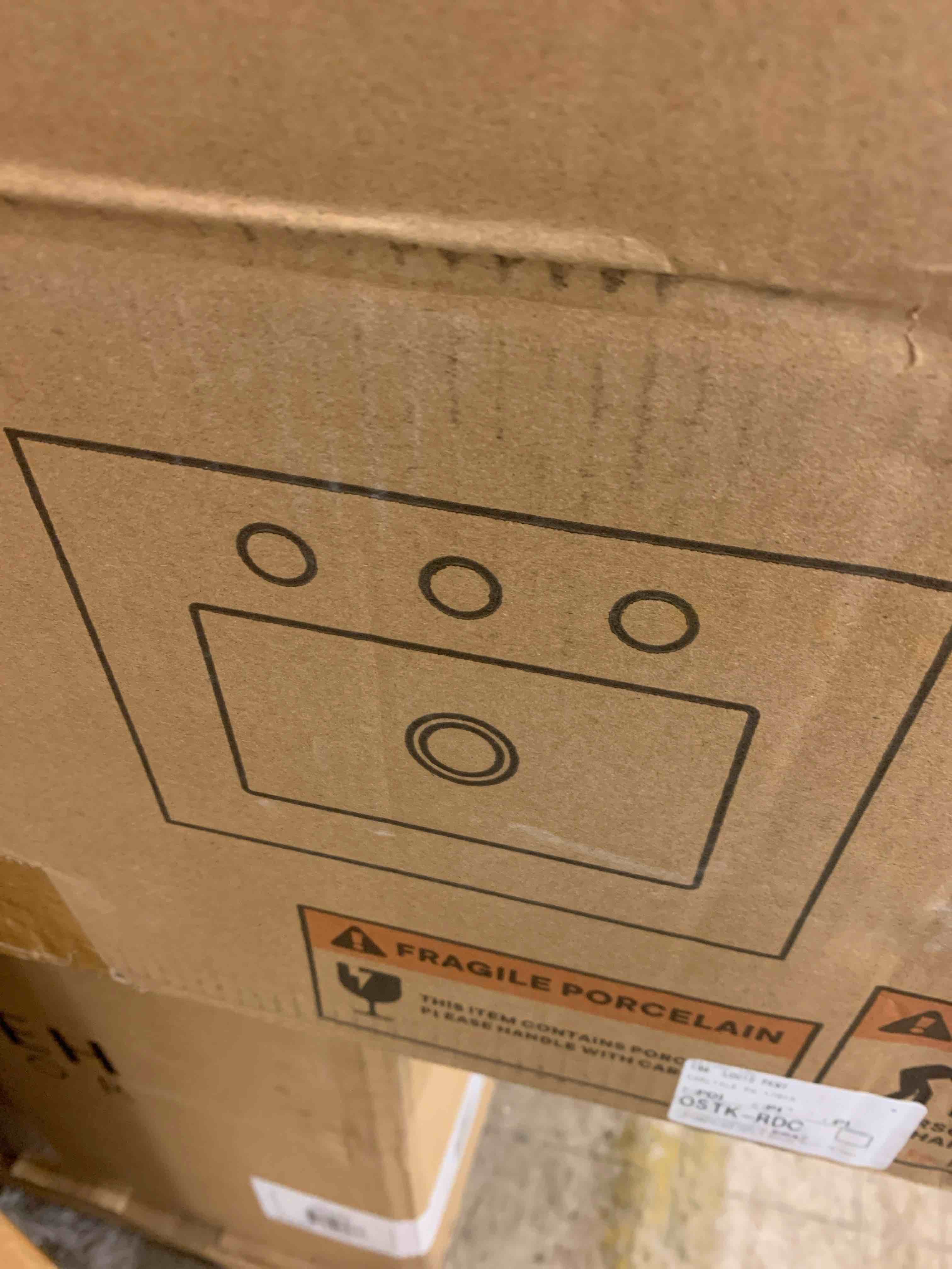 https://s3.amazonaws.com/lotting-images-prod/phillipi/RED6536622_1734370367484.jpeg