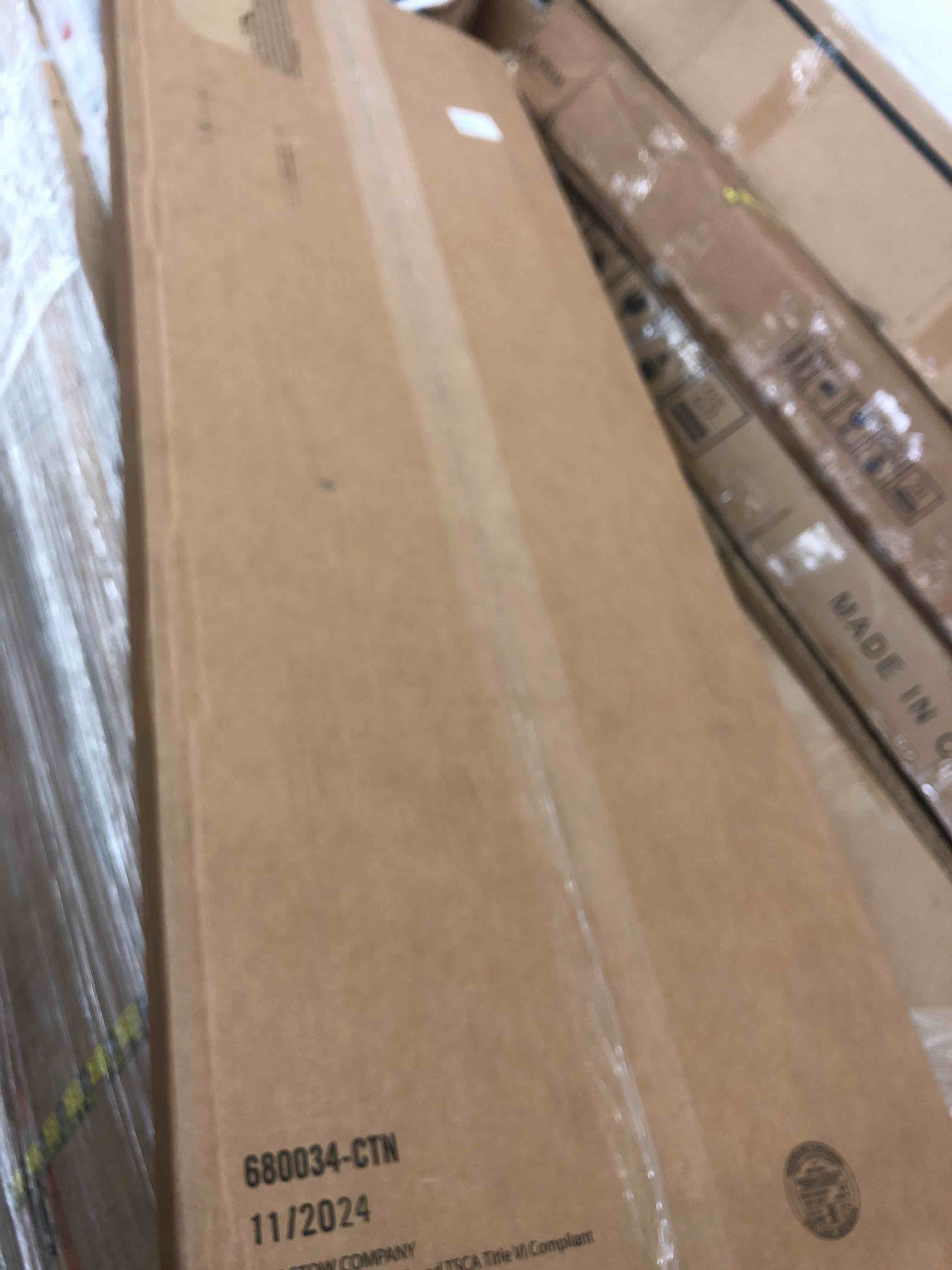 https://s3.amazonaws.com/lotting-images-prod/phillipi/RED6536634_1734371146509.jpeg