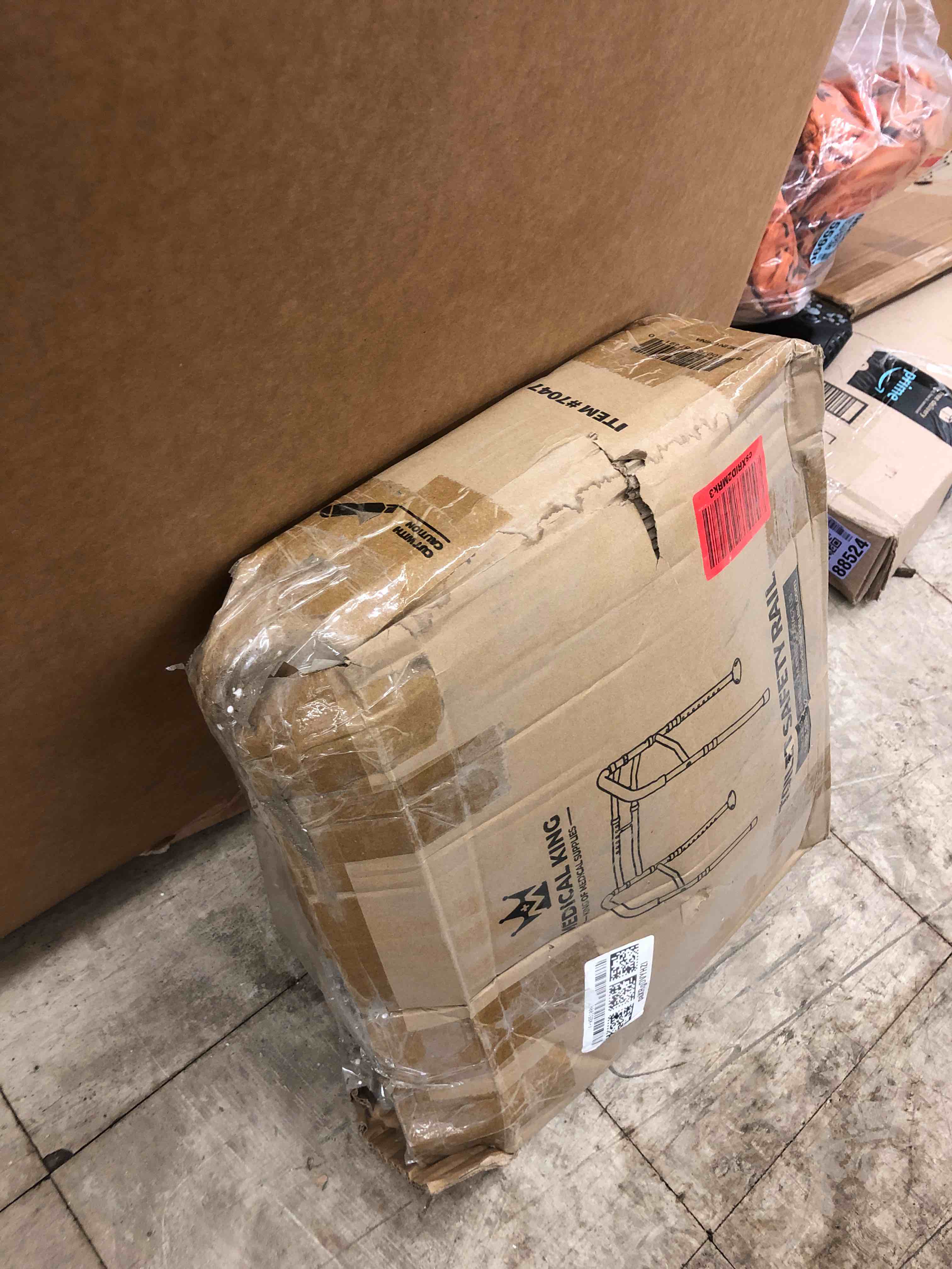 https://s3.amazonaws.com/lotting-images-prod/phillipi/RED6536732_1734542018923.jpeg