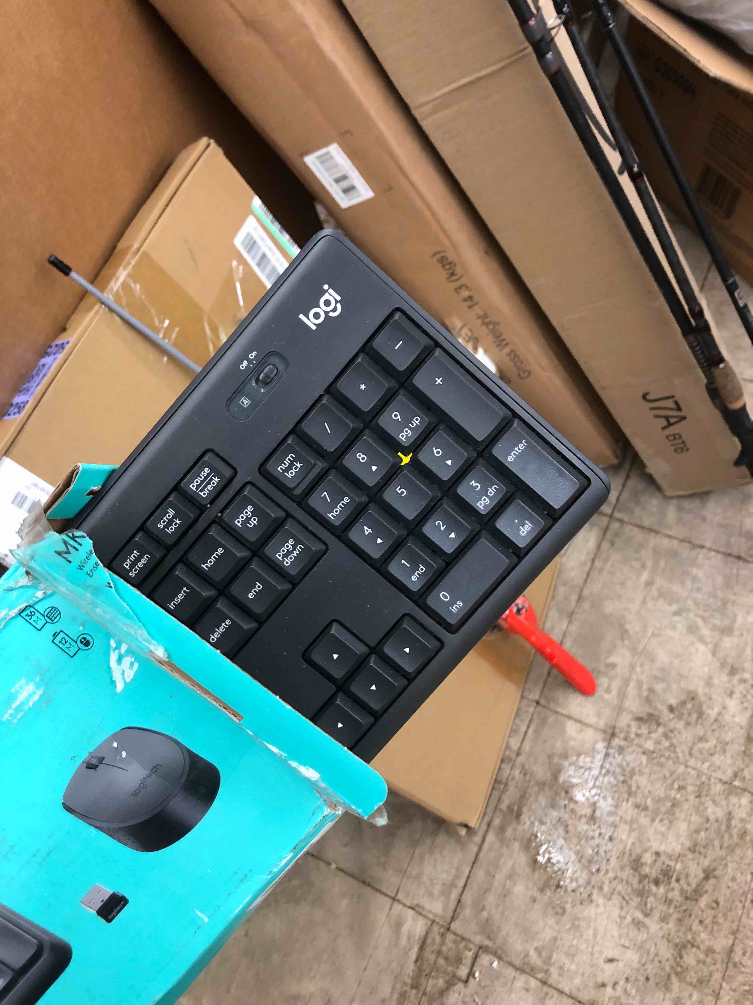 https://s3.amazonaws.com/lotting-images-prod/phillipi/RED6536742_1734540456715.jpeg