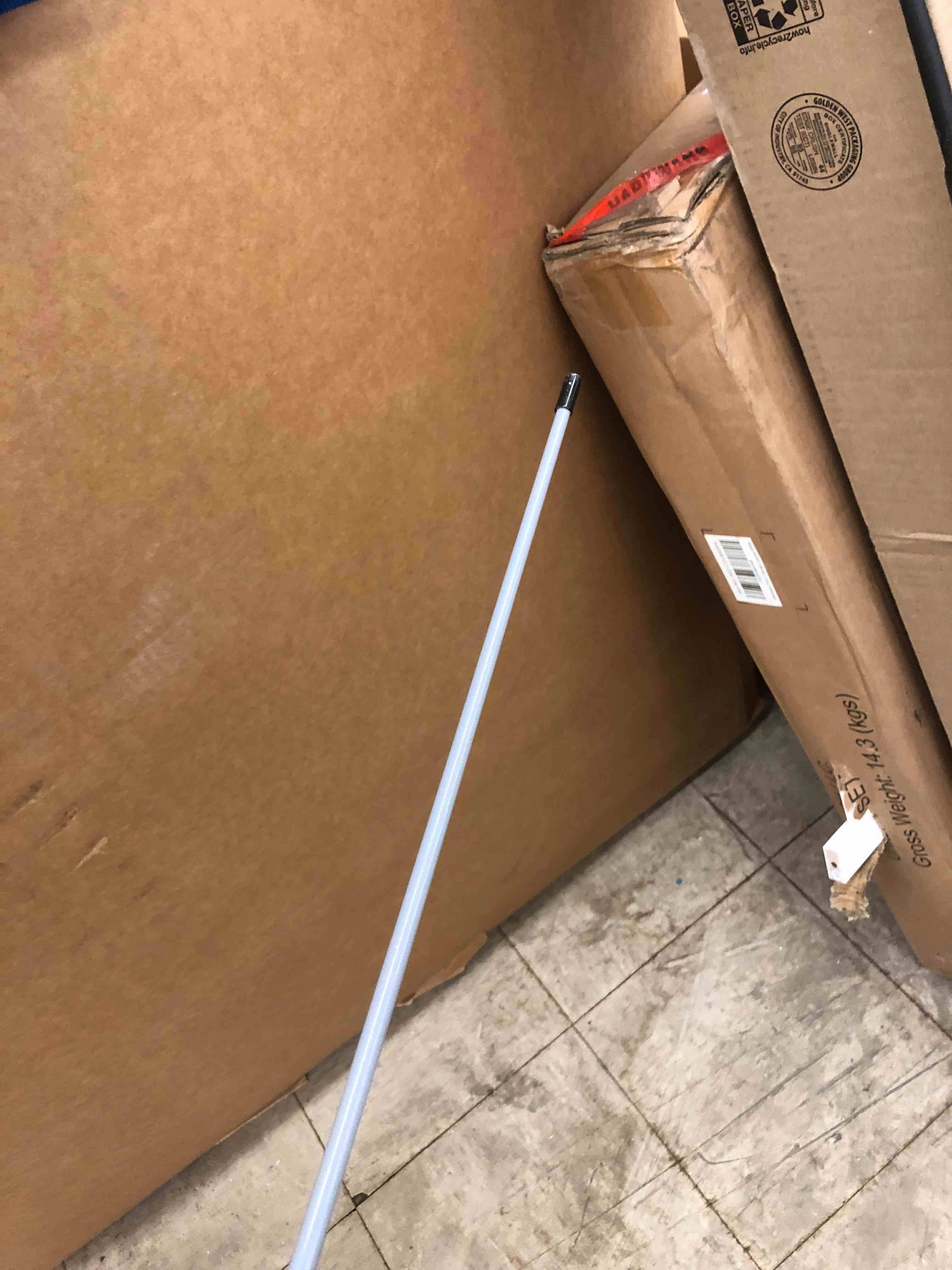 https://s3.amazonaws.com/lotting-images-prod/phillipi/RED6536747_1734540864980.jpeg