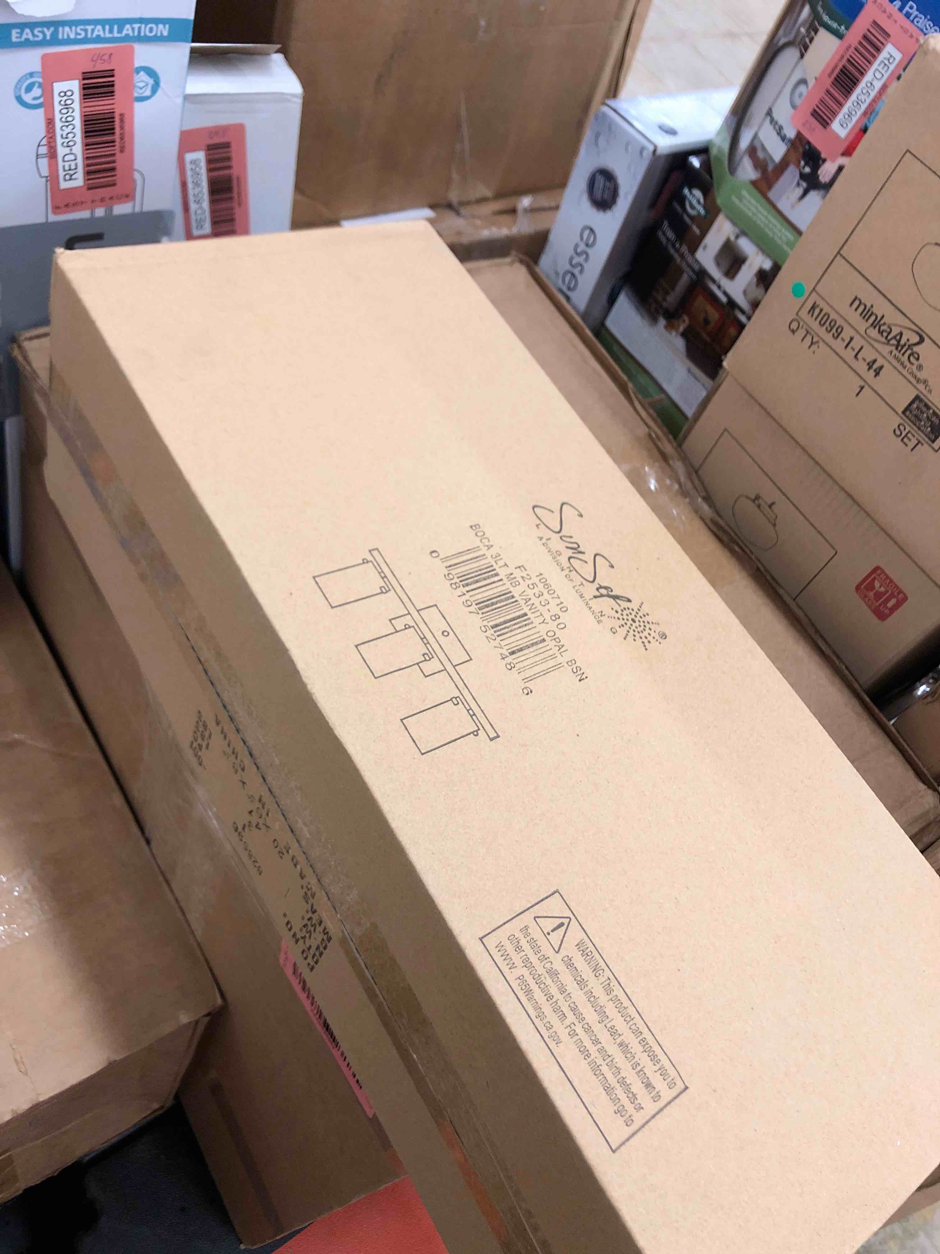 https://s3.amazonaws.com/lotting-images-prod/phillipi/RED6536976_1735322822869.jpeg